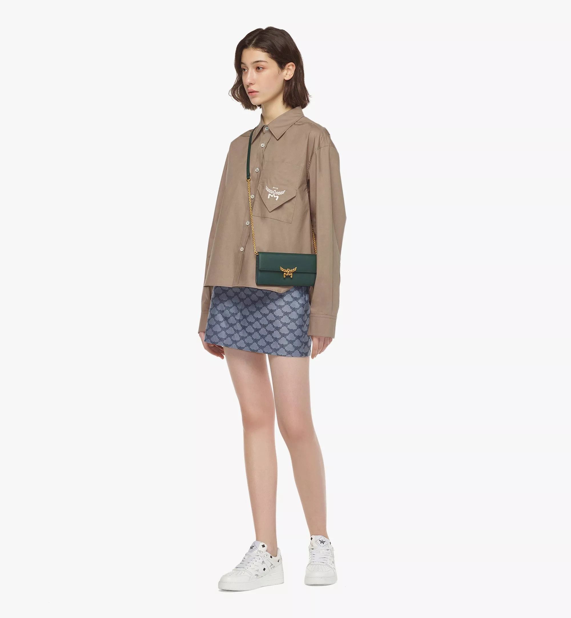 MCM o1mt1gz1224 Size: OS / Large Fold Wallet in Green Size ONE SIZE - 2 Thumbnail