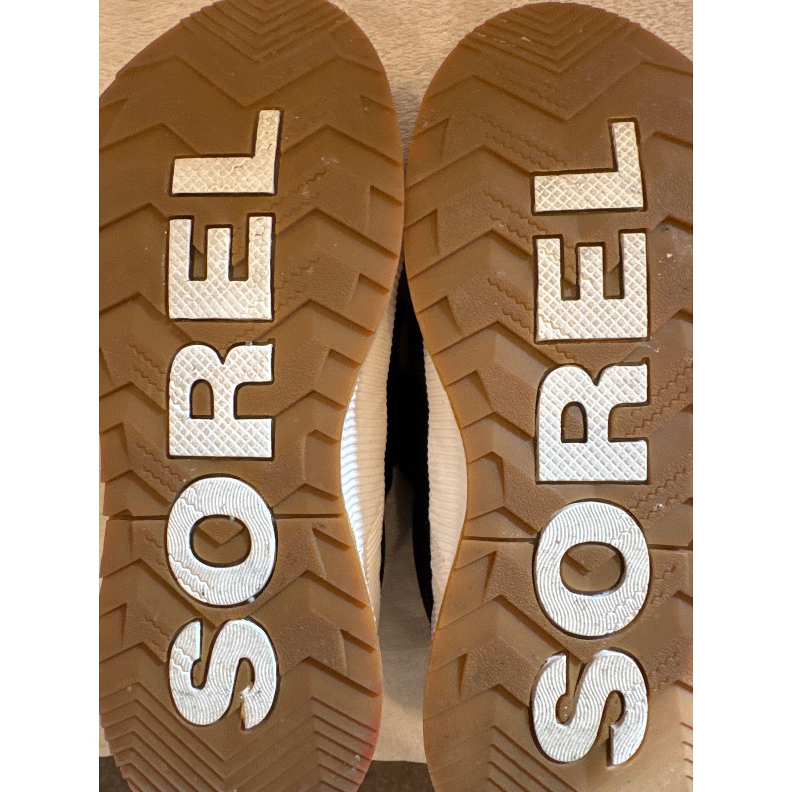 SOREL SOREL Out ’N About III Low Waterproof Sneaker Women’s Size 7 Size US 7 / IT 37 - 7 Thumbnail
