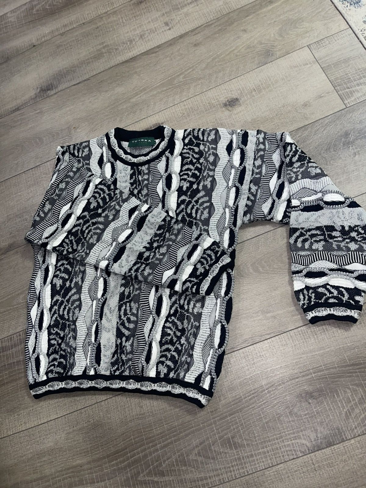 Tundra Canada Tunda sweater Size US M / EU 48-50 / 2 - 1 Thumbnail