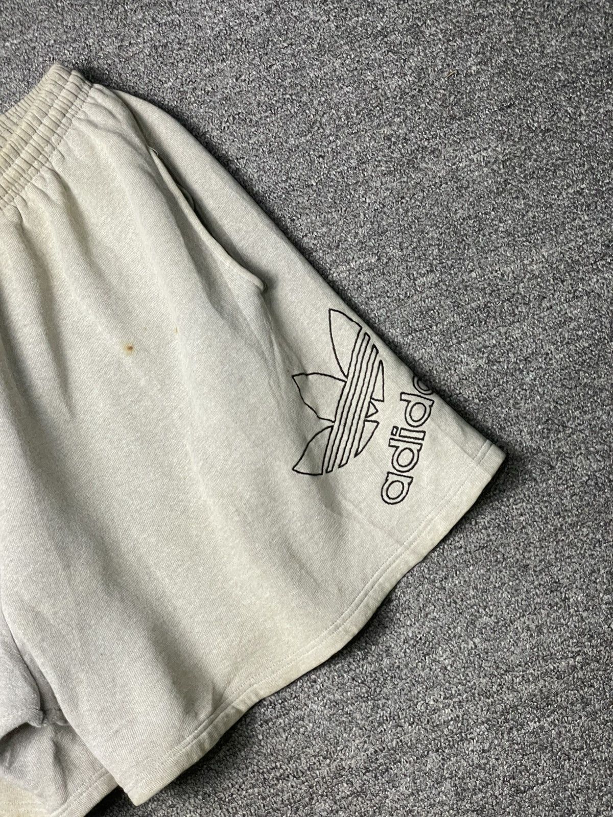 Adidas × Vintage Vintage Adidas Trefoil Sweat Shorts (93) Size US 26 / EU 42 - 2 Thumbnail
