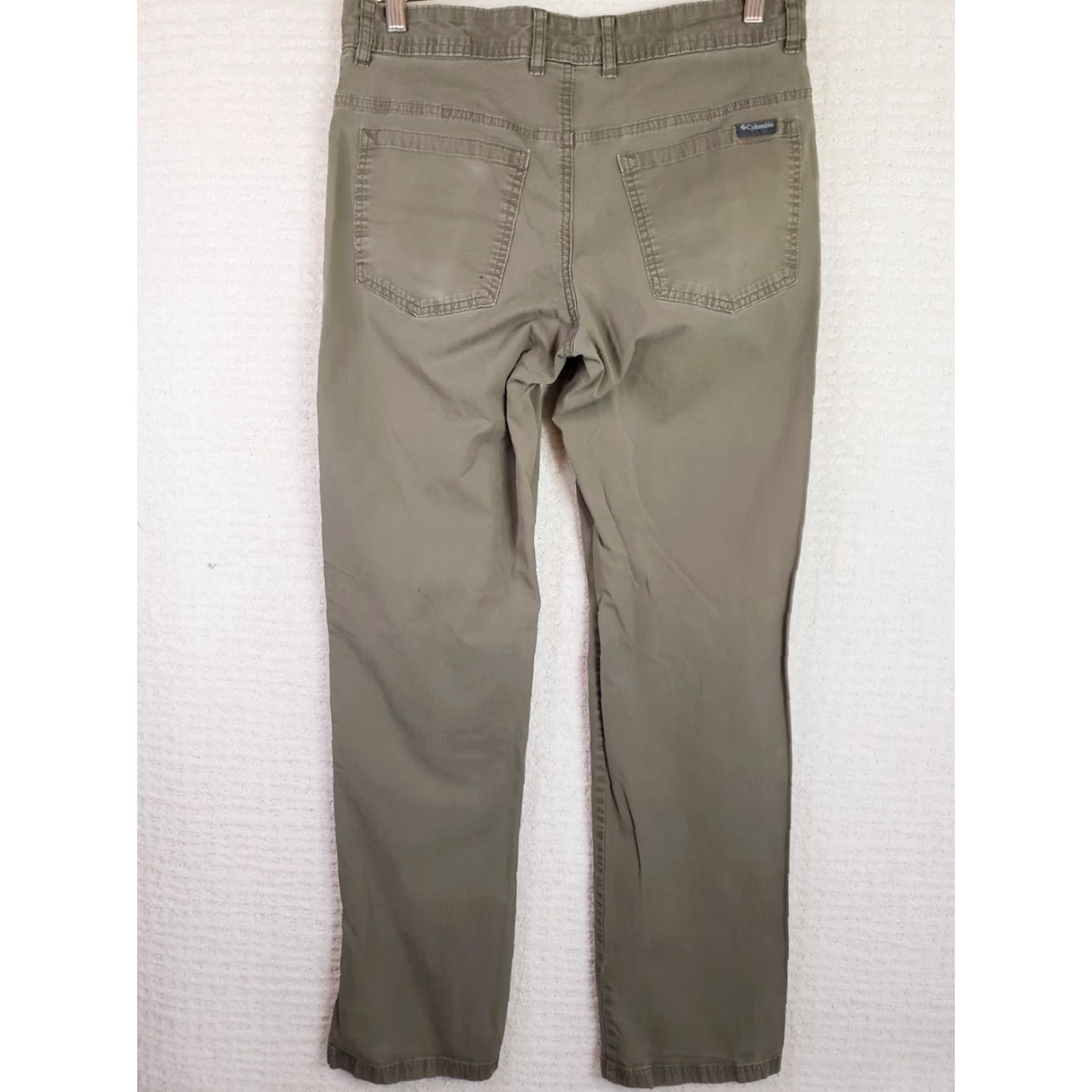 Vintage Columbia Pants Men's 32x34 Chino Straight Leg 5-Pocket Zip Closure Green Khaki Casual Workwear Travel Outdoor Reactivation.Unsupported Size US 32 / EU 48 - 7 Thumbnail