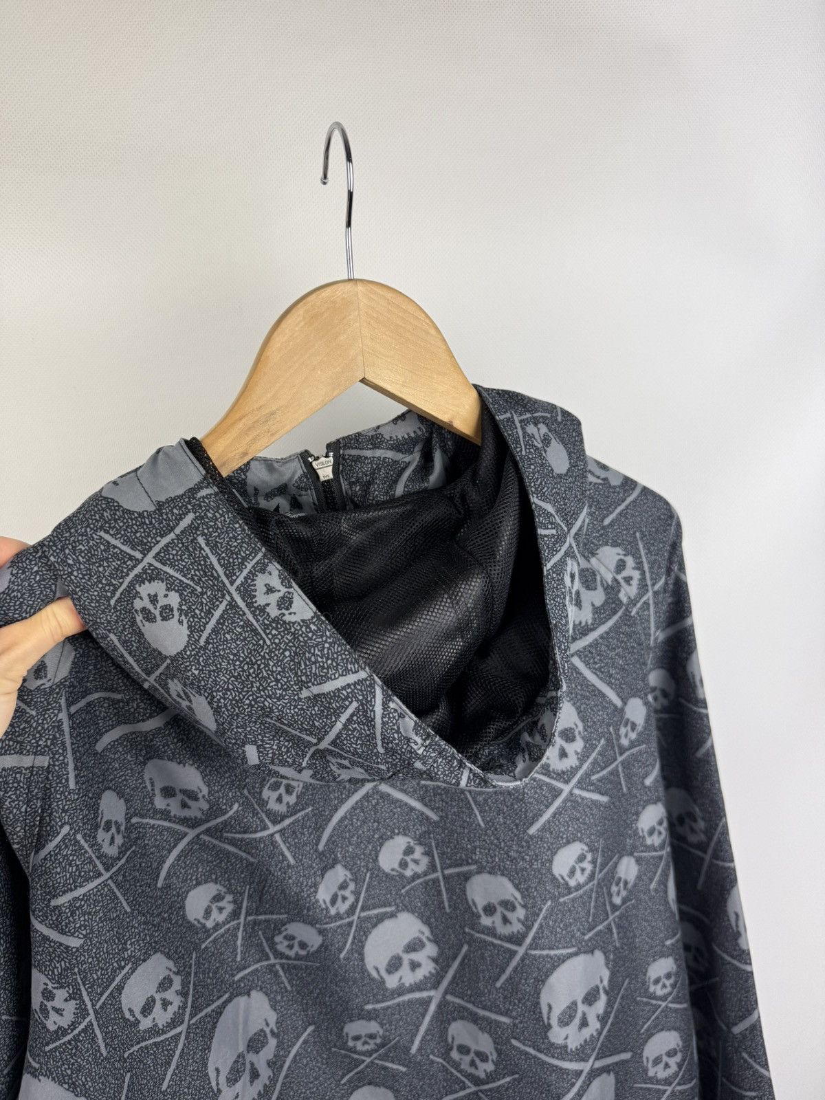 C1RCA Circa Skateboarding Y2K Skull Overprinted Hooded Windbreaker Size US M / EU 48-50 / 2 - 19 Thumbnail