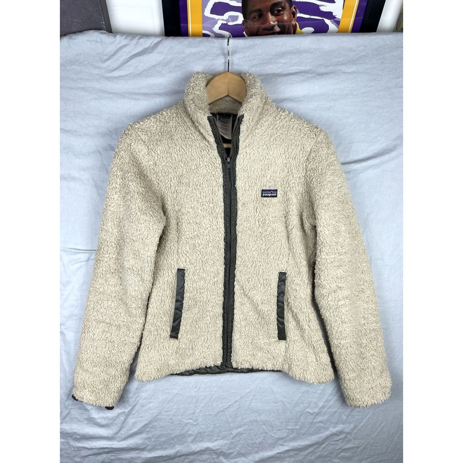 Patagonia Patagonia Jacket Womens Small Beige Los Lobos Fleece Full Zip Deep Pile 25595 Size S / US 4 / IT 40 - 2 Thumbnail