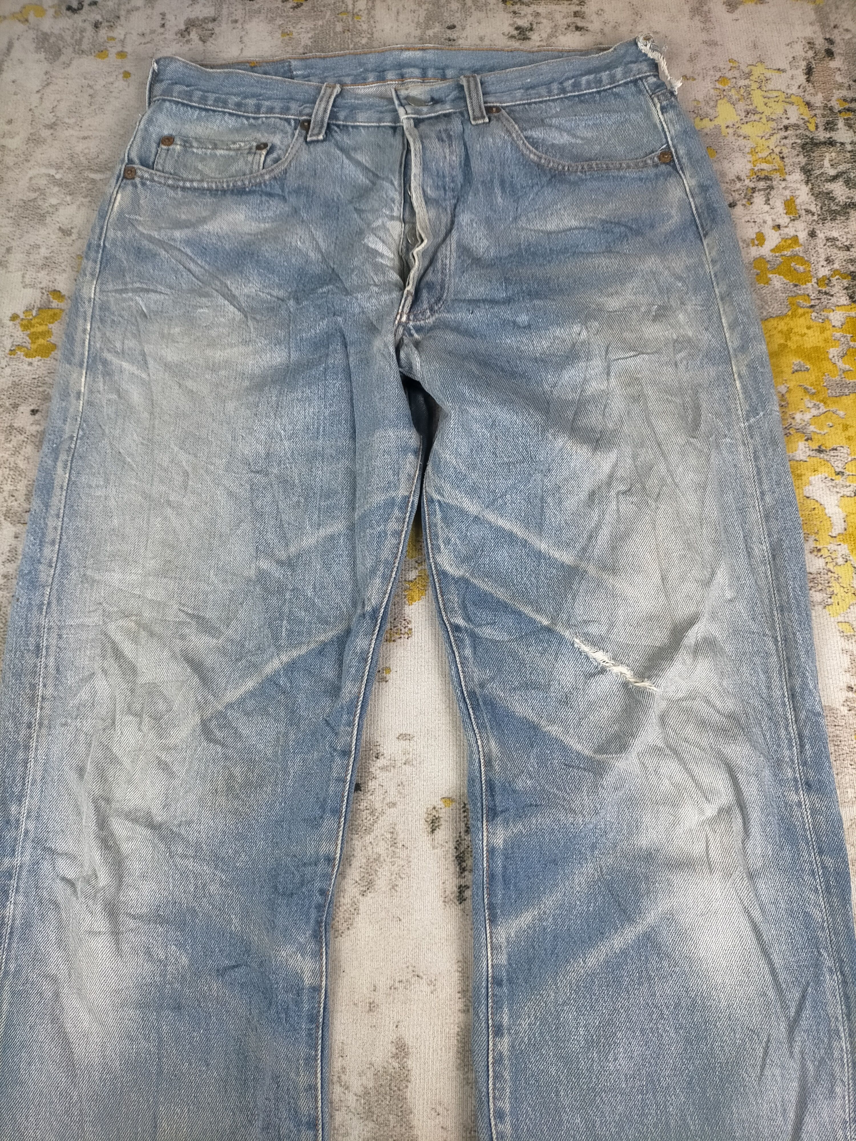 Levi's 🔥1980s Vintage Levis Button 555 Distressed Jeans Size US 32 / EU 48 - 2 Thumbnail