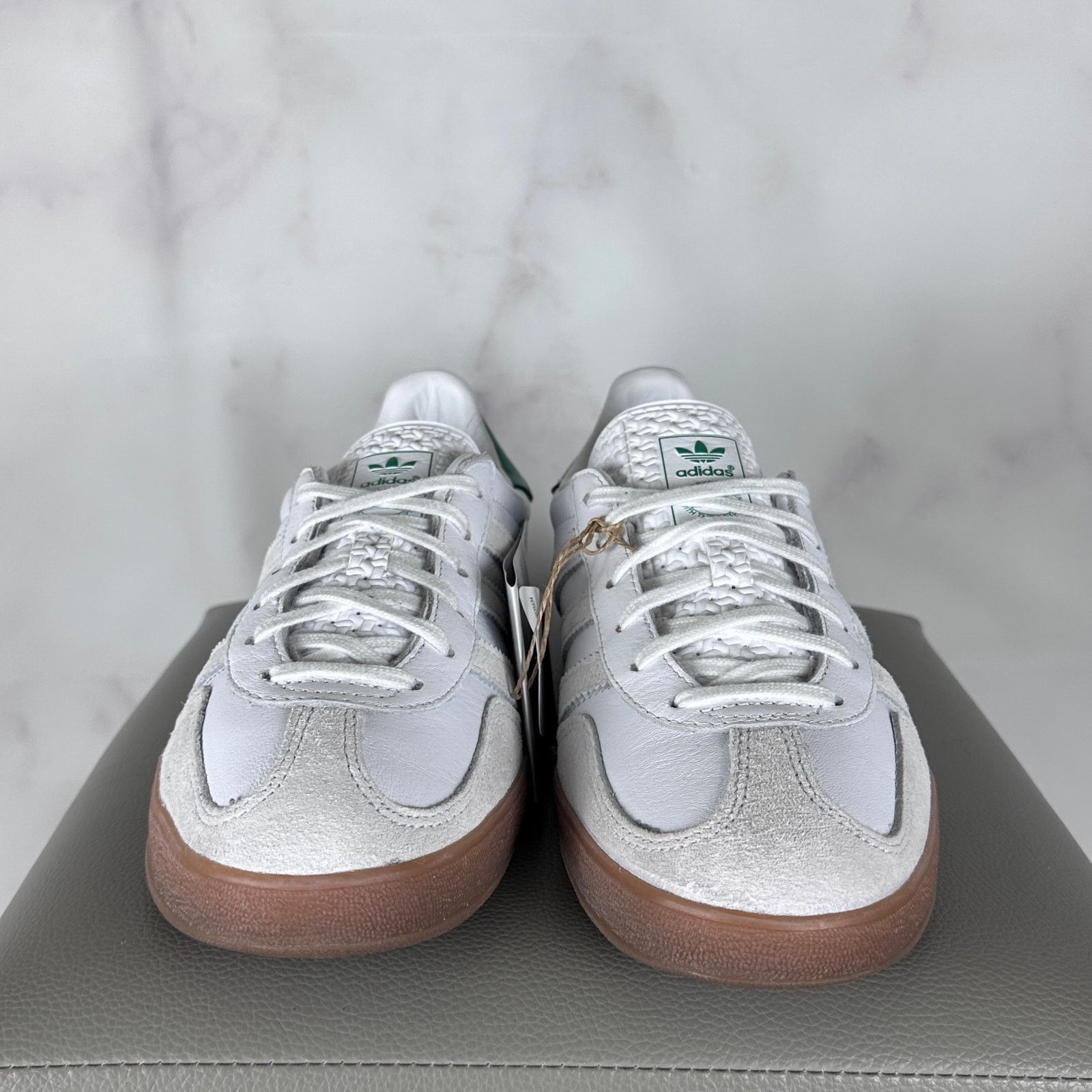 Adidas × Kith Classic Gazelle Indoor White/Green Size US 7 / EU 40 - 7 Thumbnail