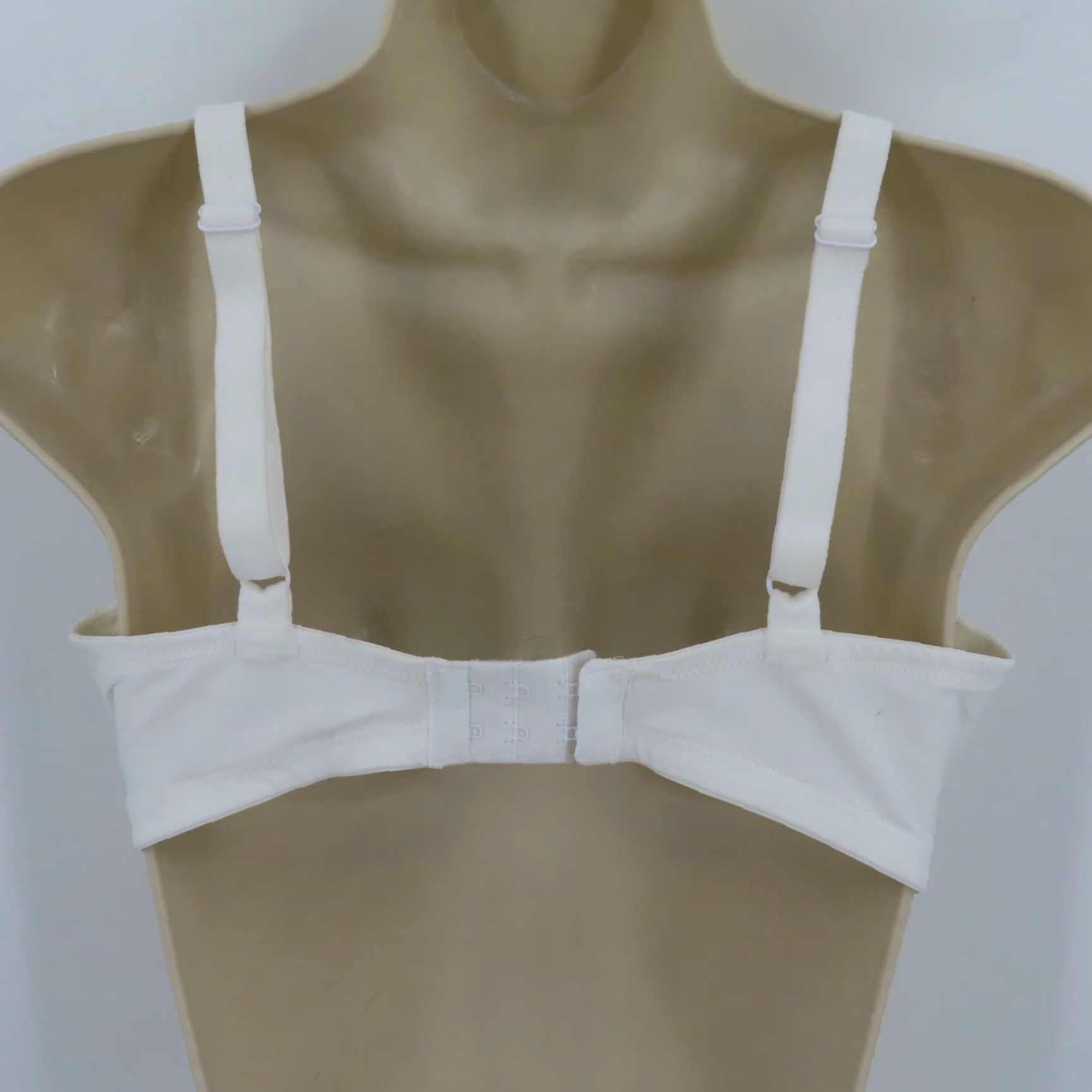 Vintage Olga Bra 36D Signature Support Underwire T-Shirt Bra White Size ONE SIZE - 5 Thumbnail