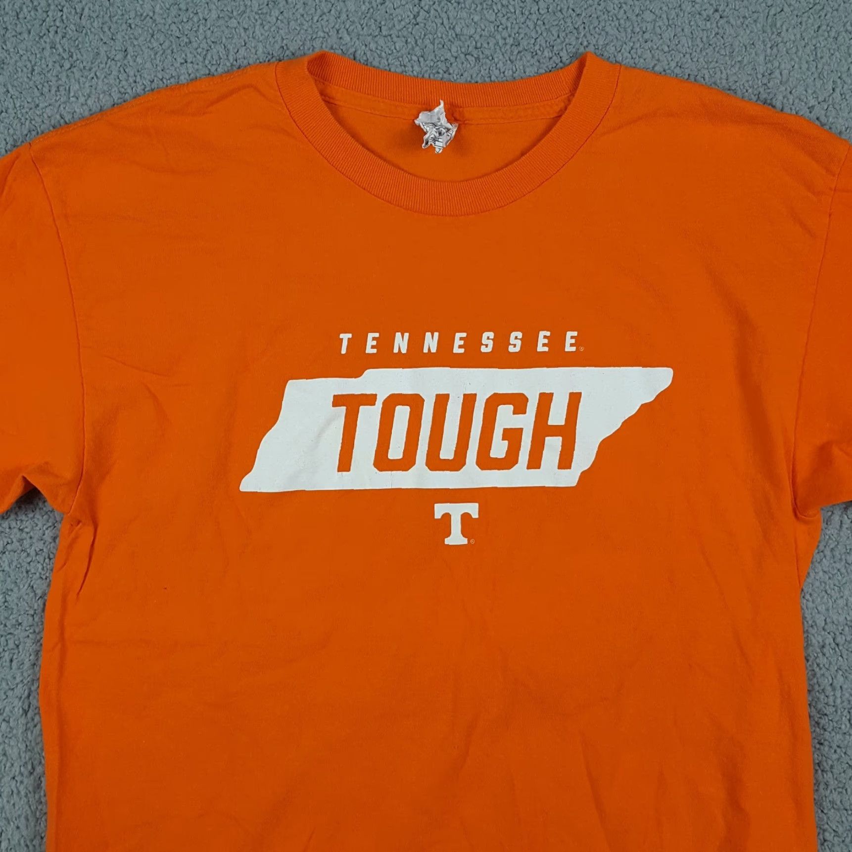NCAA VINTAGE Tennessee Volunteers T-Shirt NCAA Football Retro 90s Y2K Men Large Orange Size US L / EU 52-54 / 3 - 2 Thumbnail
