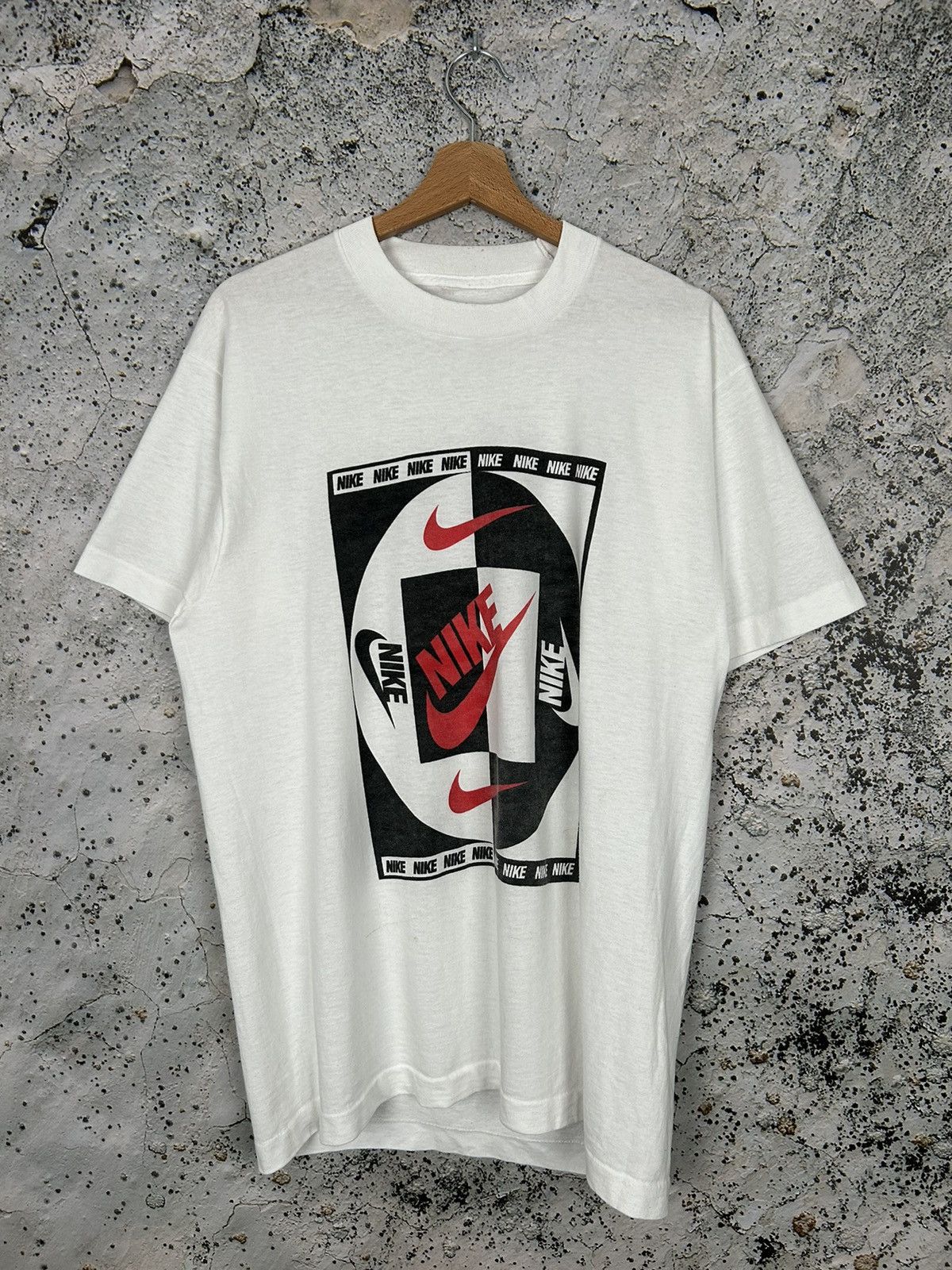 Other Vintage Nike 90s Single Stitch Sportswear Tee Graphic Rare Size US XL / EU 56 / 4 - 1 Thumbnail