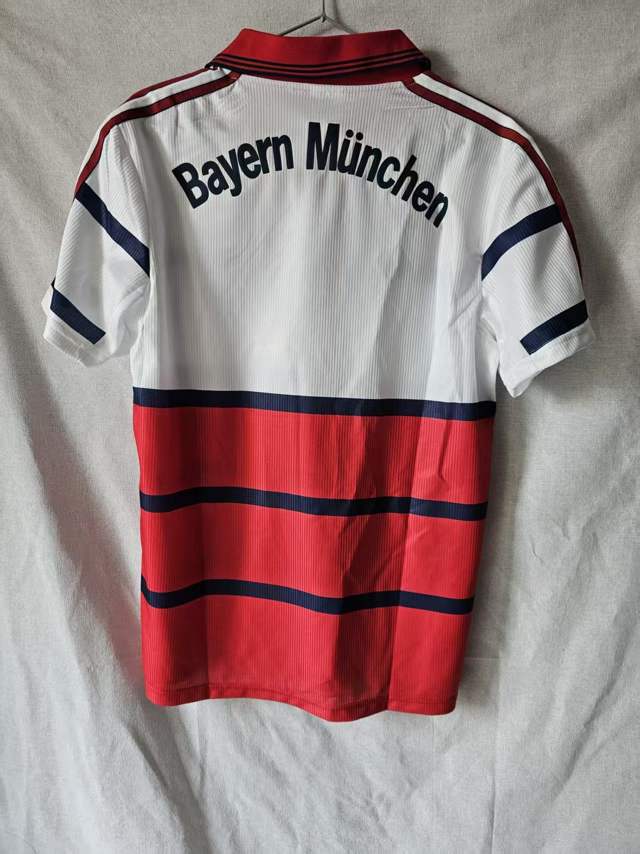 Adidas 1998 2001 Bayern Munich Soccer Jersey Size US XL / EU 56 / 4 - 6 Thumbnail