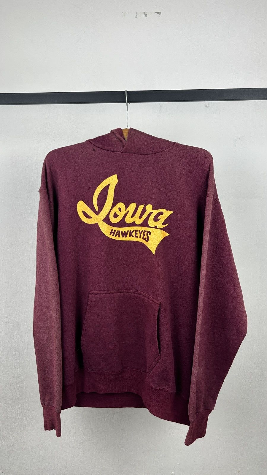 Vintage 1980s Iowa Hawkeyes Hoodie Size US L / EU 52-54 / 3 - 8 Thumbnail