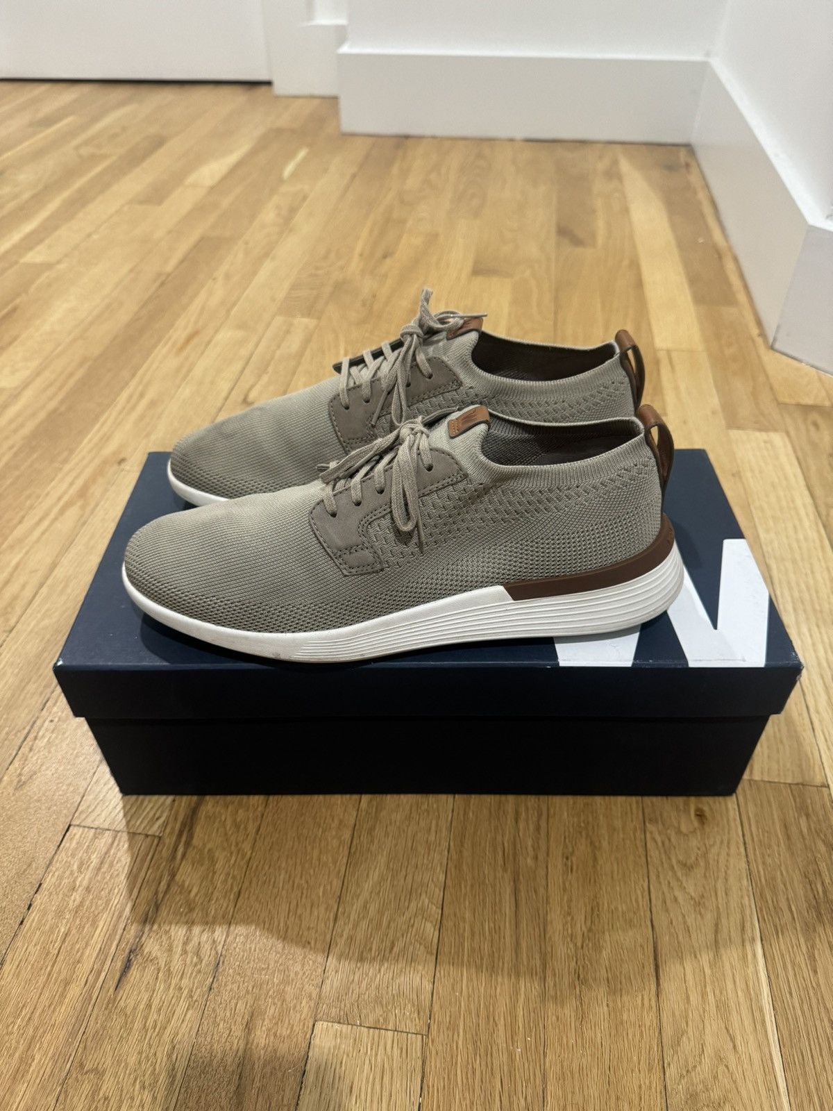 Wolf & Shepherd Swiftknit Derby LE Size US 9 / EU 42 - 2 Thumbnail