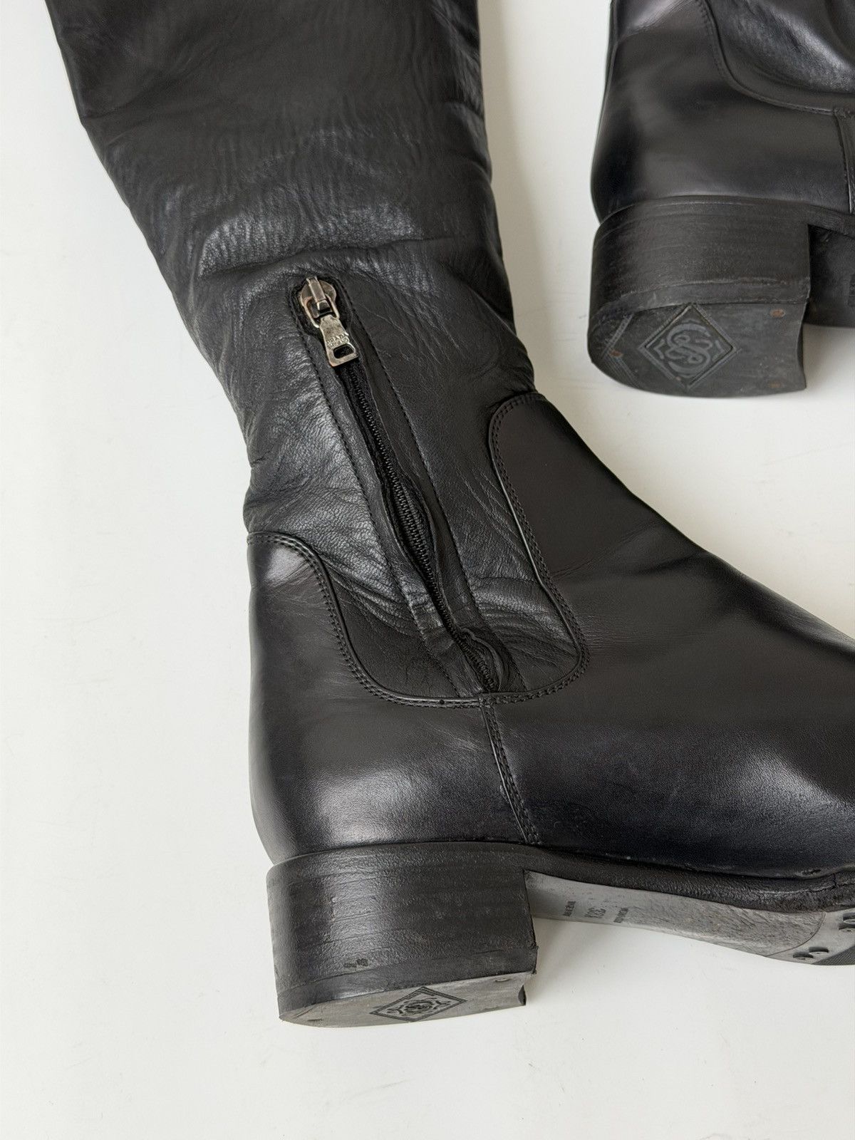 Prada *sz38.5* PRADA FW2006 Embroidered Leather Boots shoes Biker Size US 8.5 / IT 38.5 - 12 Thumbnail
