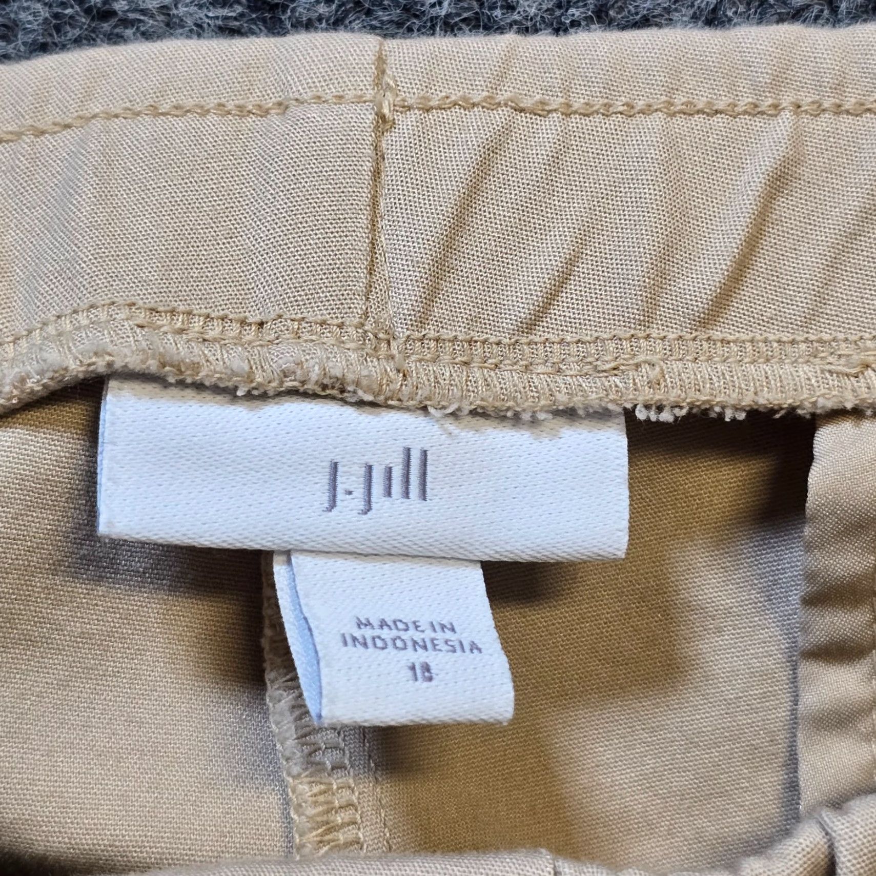 J. Jill J. Jill Pants Womens 18 Tan Beige Tapered Elastic Waist Classic Career Capsule Pants Size 40" / US 18 - 4 Thumbnail