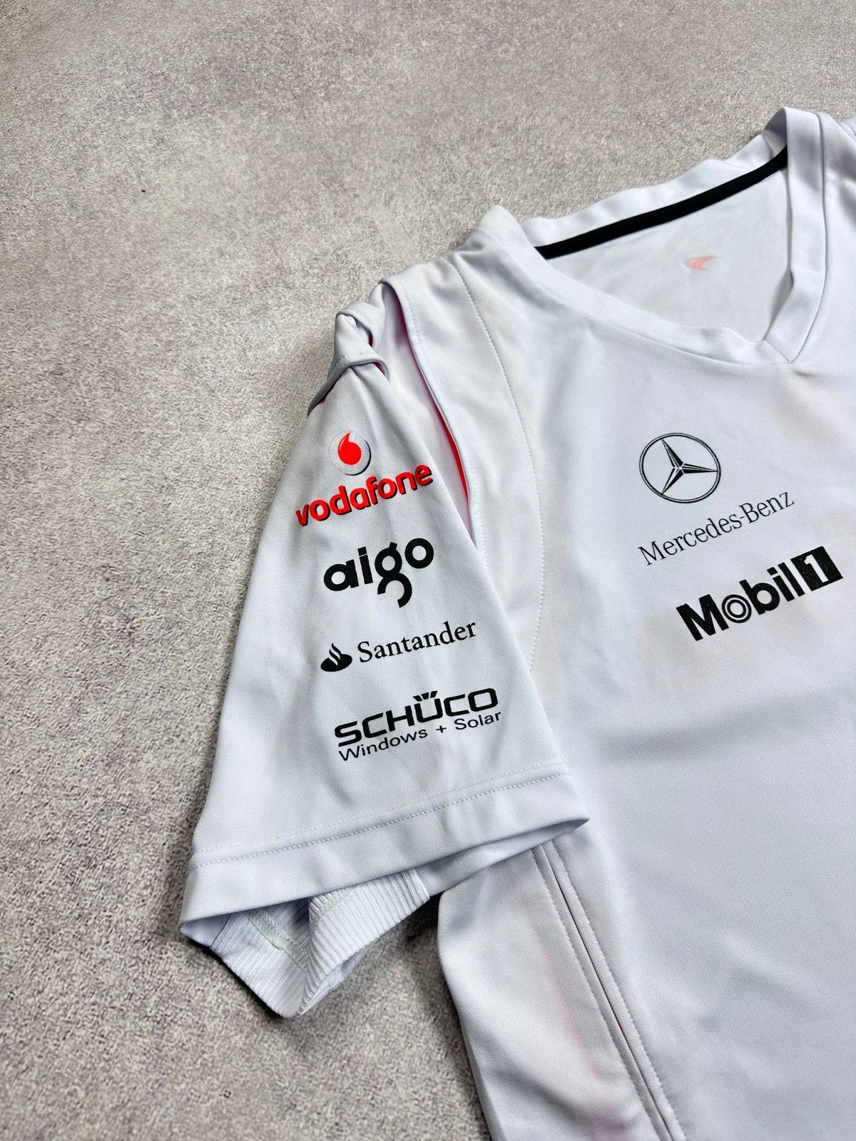 Vintage Vintage Mercedes McLaren F-1 Racing T-shirt L Size US L / EU 52-54 / 3 - 6 Thumbnail