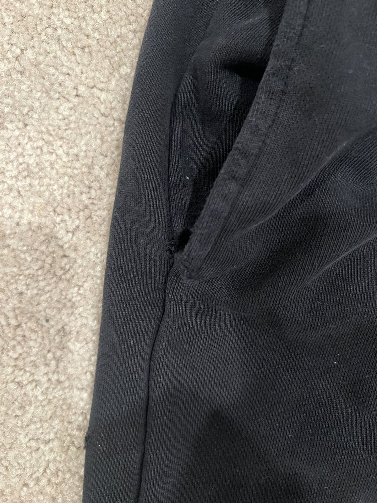 H&M Distressed H&M sweatpants Size US 34 / EU 50 - 4 Thumbnail
