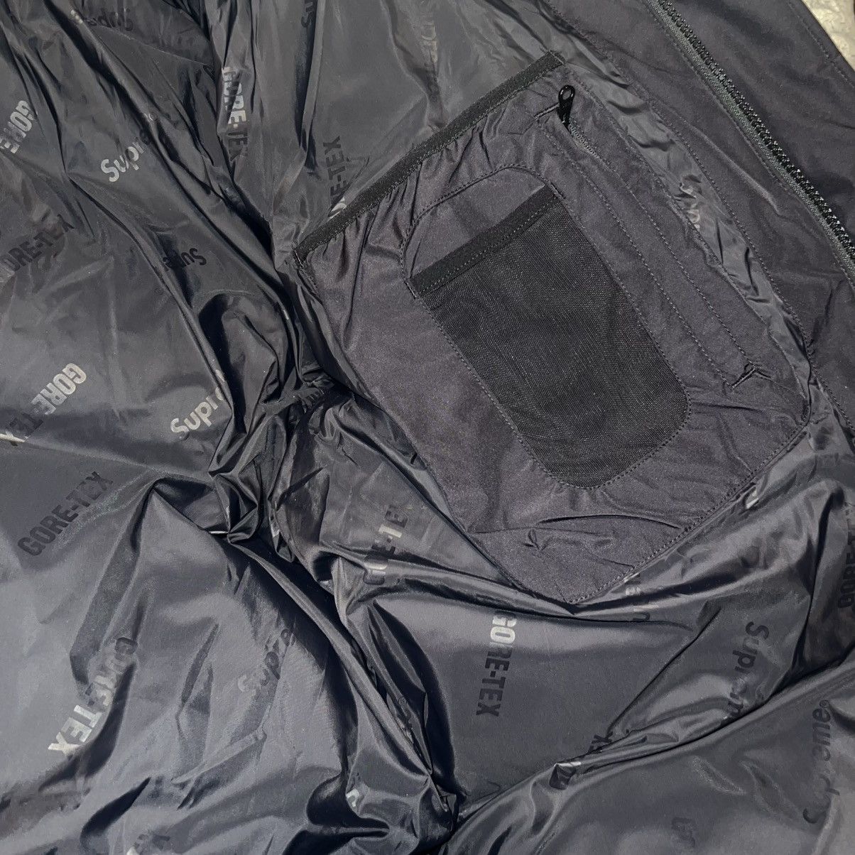 Goretex × Supreme NEW Supreme x Gore-Tex 900 Fill Down Parka Coat Size US XL / EU 56 / 4 - 7 Thumbnail