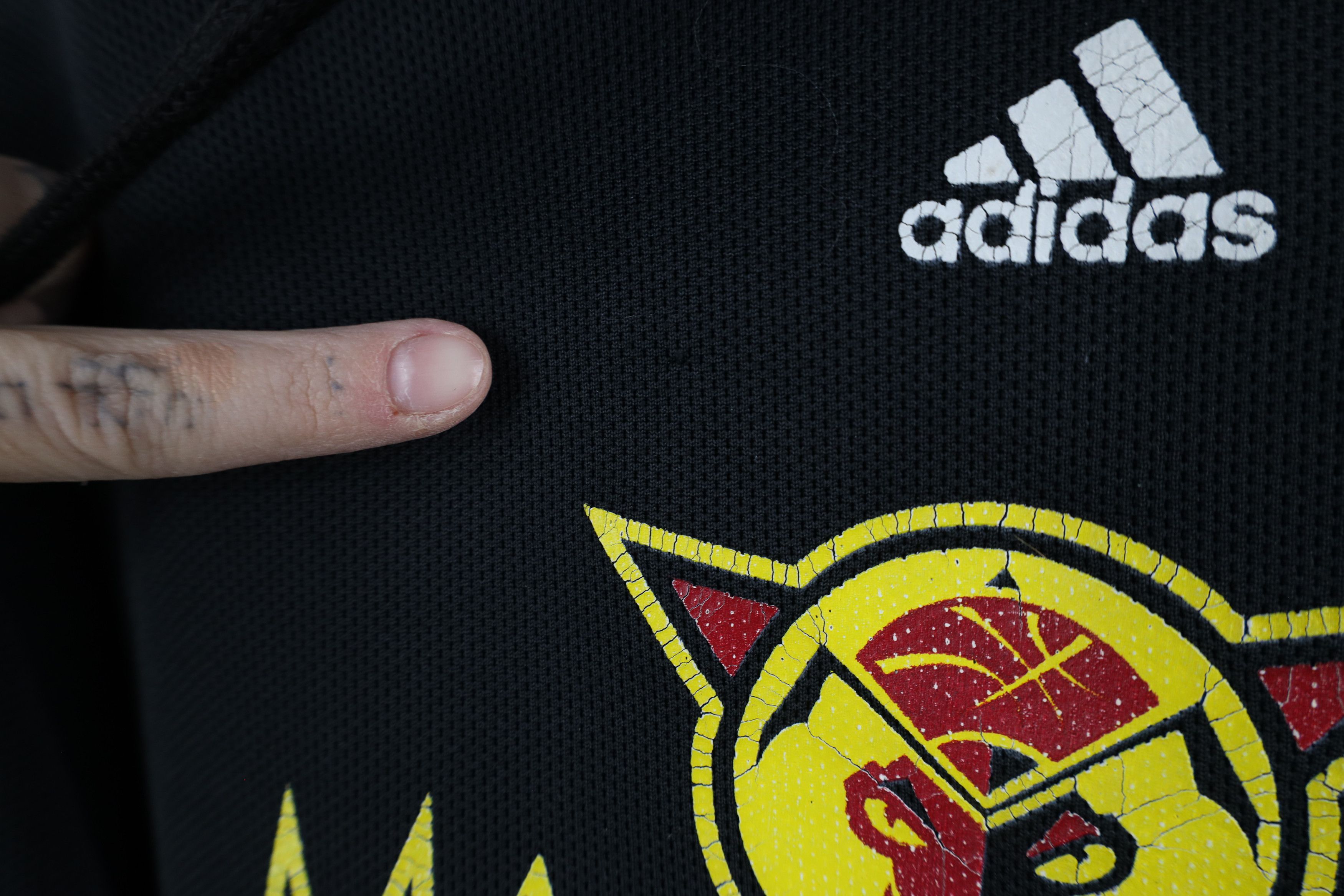Adidas × Vintage Vintage Adidas Fort Wayne Mad Ants Basketball Hoodie Black Size US XL / EU 56 / 4 - 6 Thumbnail