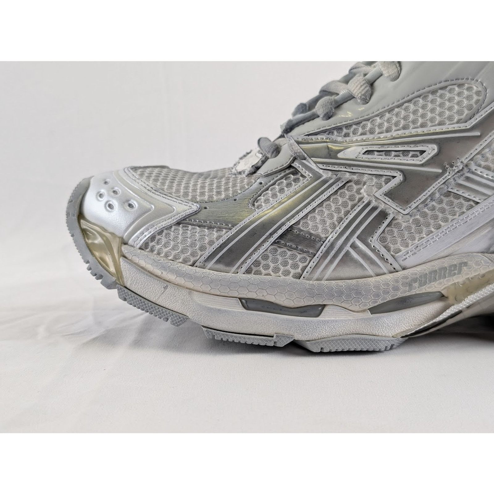 Balenciaga o1rshd1 Upper Mesh Rubber Metallic Runner in Silver/Grey Size US 12 / EU 45 - 2 Thumbnail