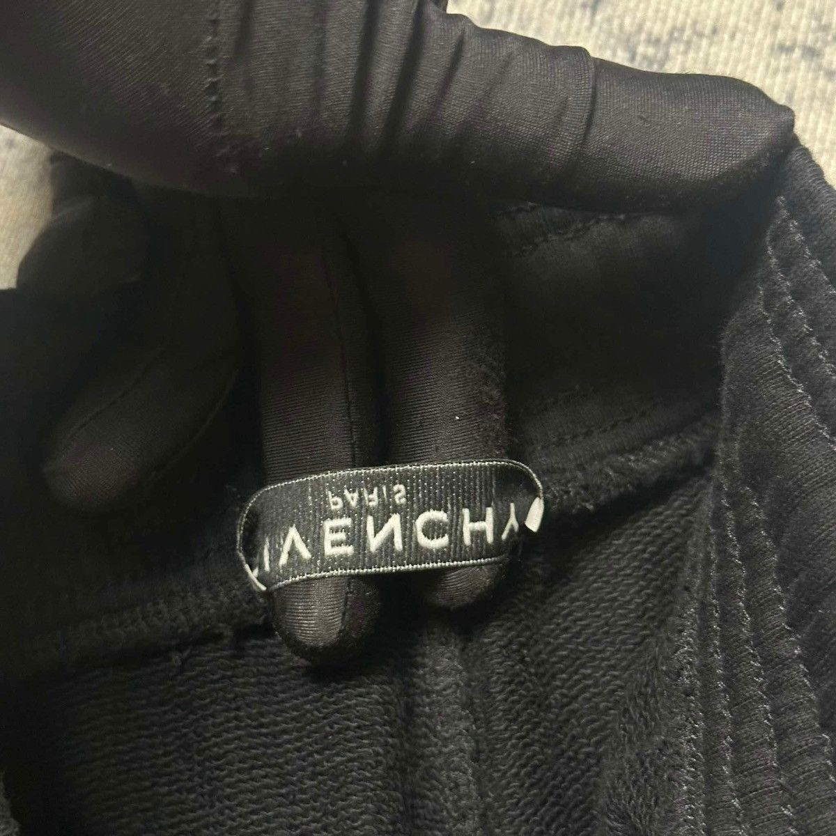 Givenchy GIVENCHY LOGO SHORT PANTS Size US 28 / EU 44 - 9 Thumbnail