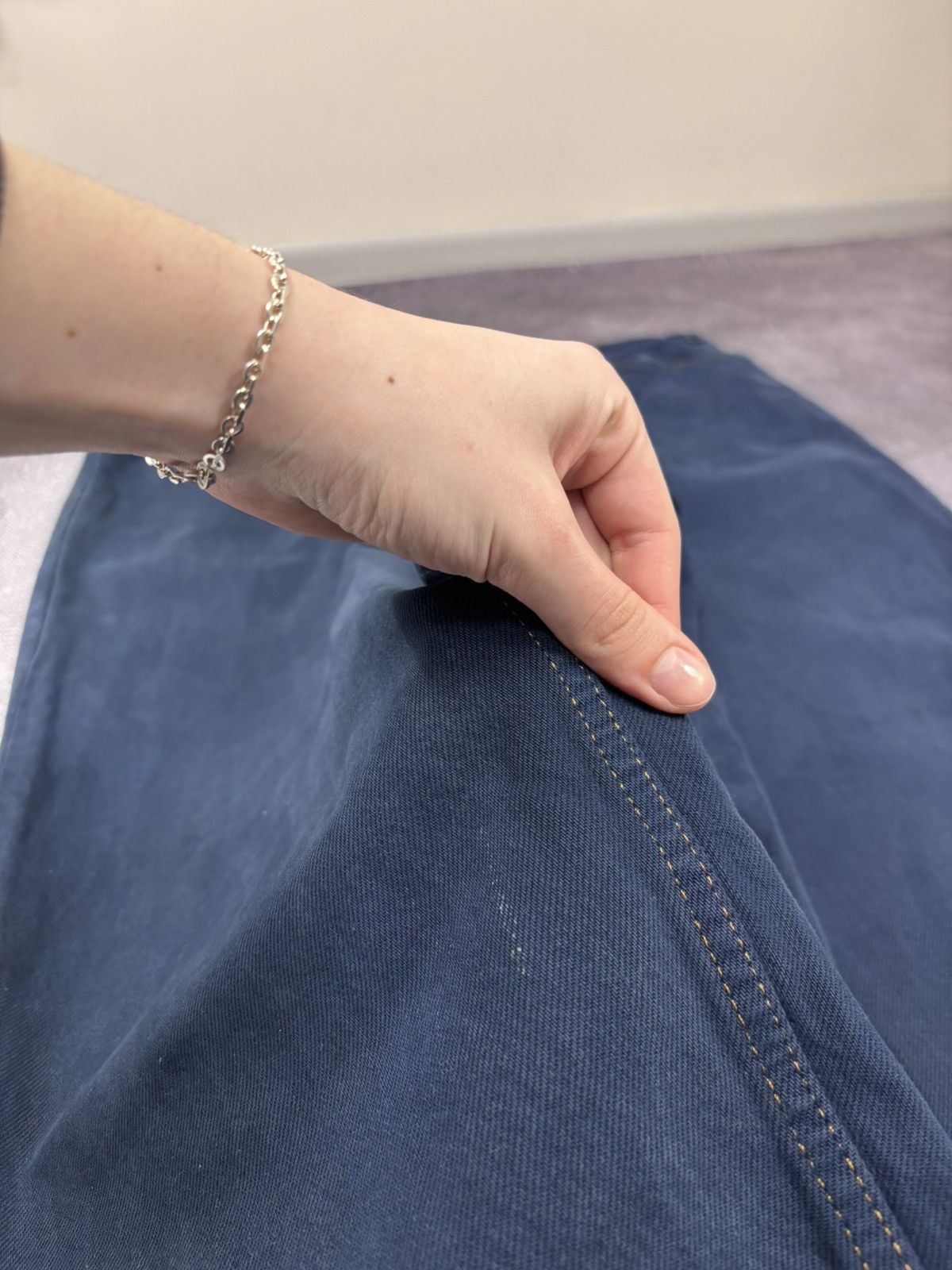 Levi's Vintage 1990s Levi’s 550 Orange Tab Navy Blue Denim Jeans Size US 42 / EU 58 - 11 Thumbnail