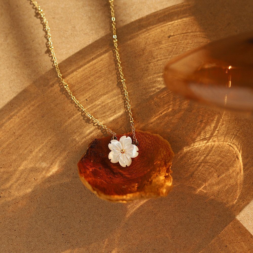 Other Sweet Flower Necklace Size ONE SIZE - 2 Thumbnail
