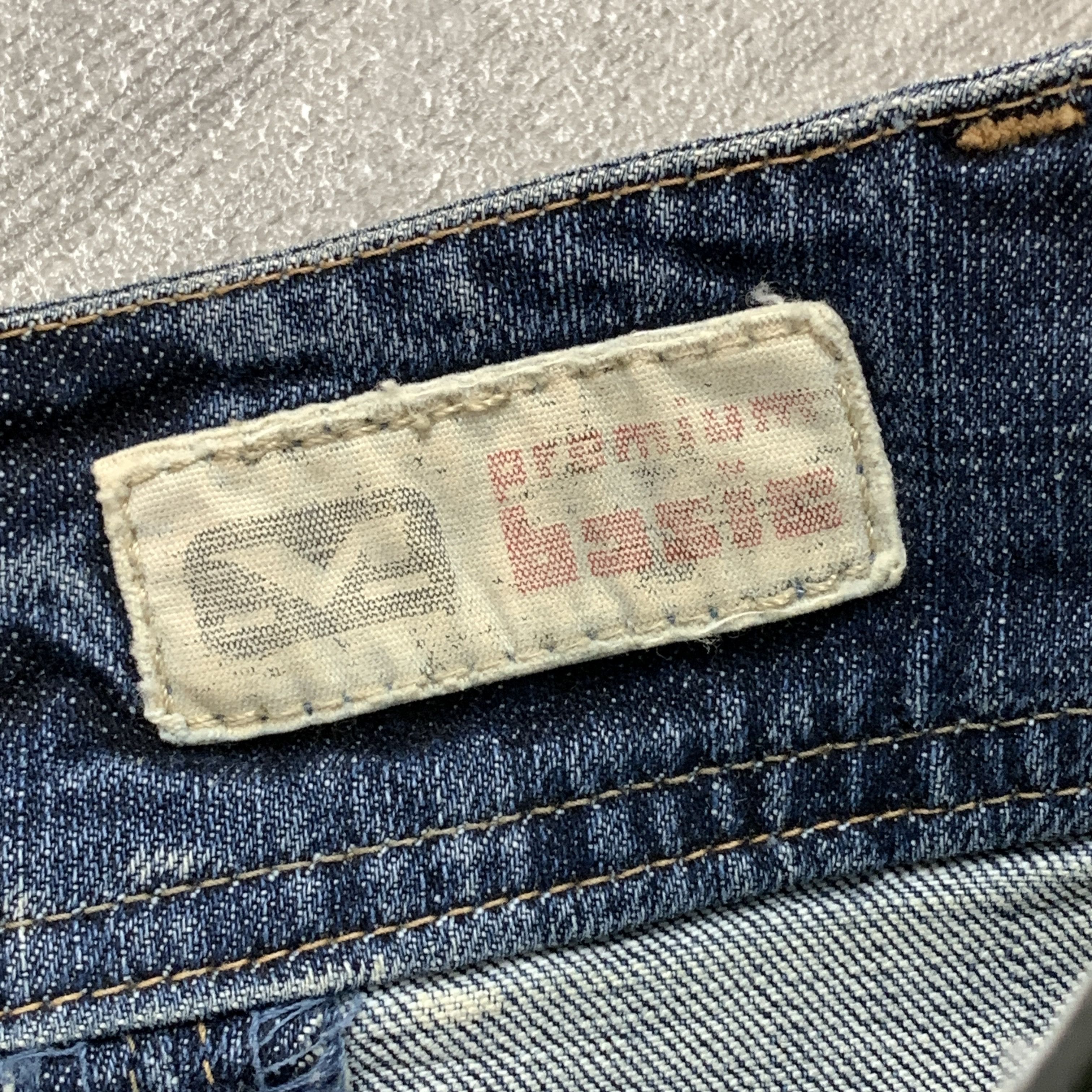 Japanese Brand Vintage Y2K Faded Avantgarde Denim Blue Low Rise Mini Skirt Size 26" / US 2 / IT 38 - 7 Thumbnail