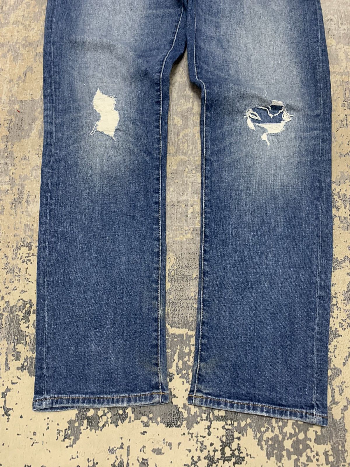 Japanese Brand Uniqlo Archive Style Distressed Slim Fit Denim Pants Size US 35 - 4 Thumbnail