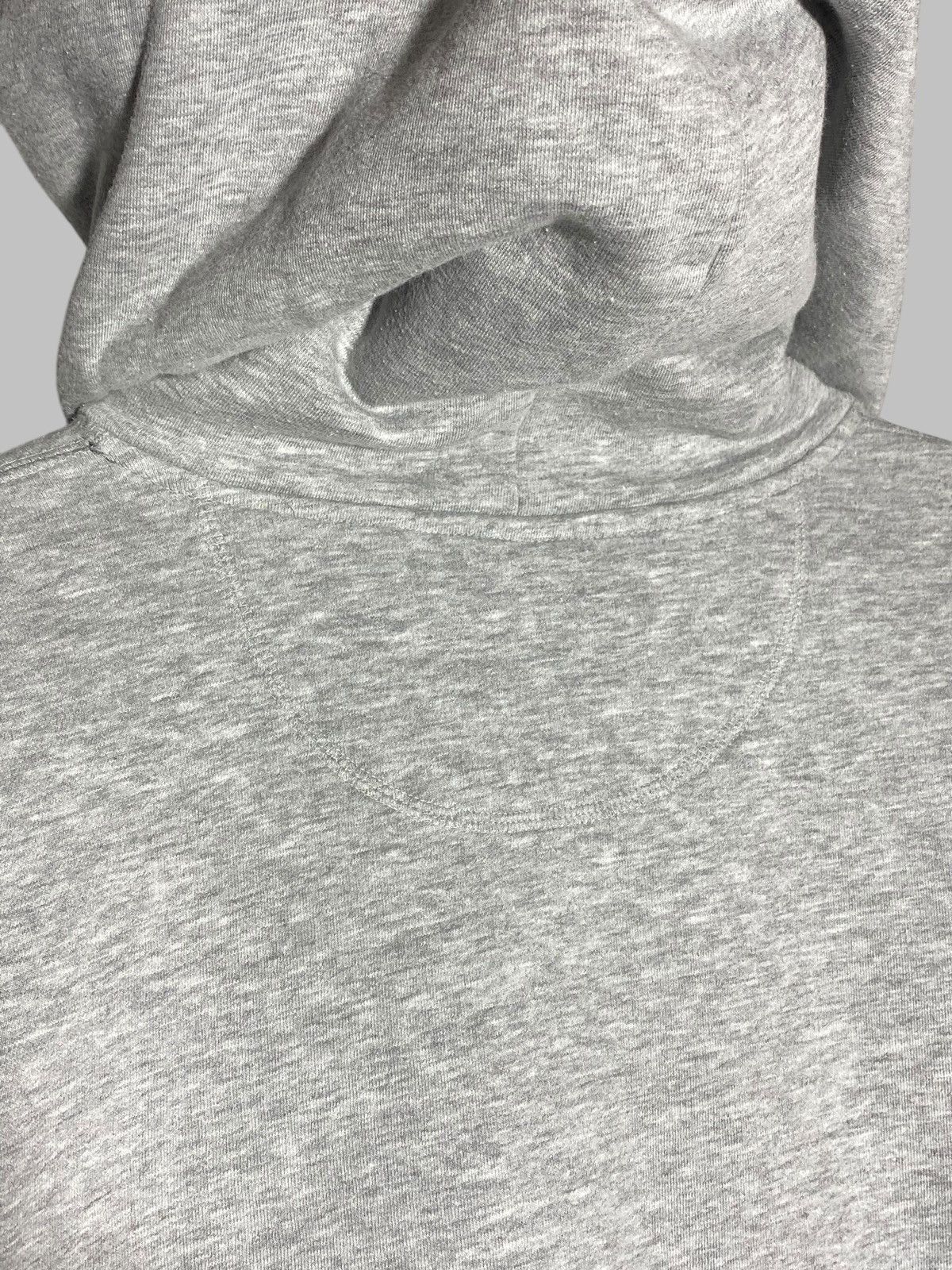 Nike 🔥 VINTAGE 00s NIKE Y2k DRILL SWOOSH GREY HOODIE SWEATSHIRT 🔥 Size US XL / EU 56 / 4 - 13 Thumbnail