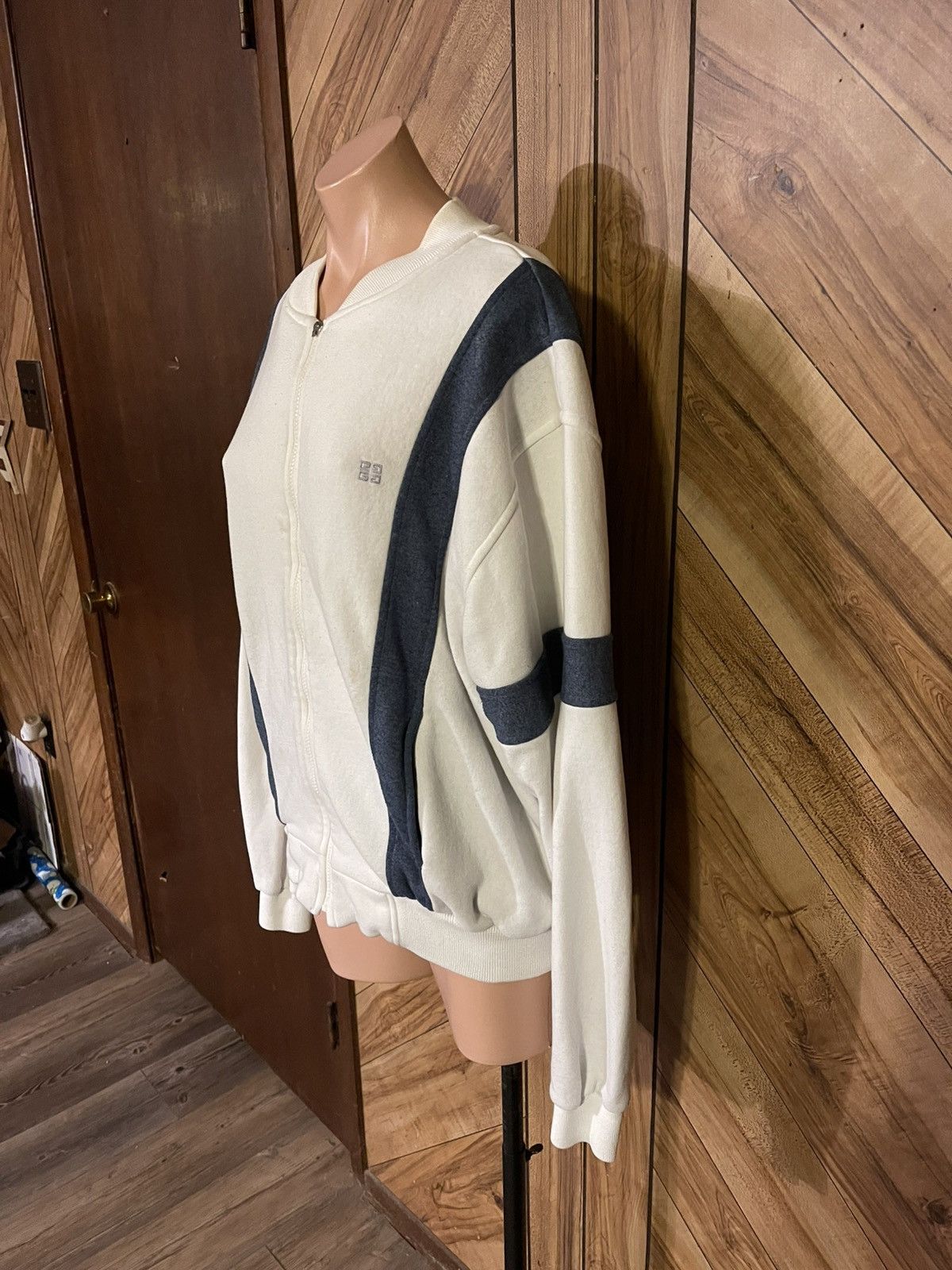 Givenchy Givenchy Vintage 80s Sport Jacket Navy White Stripe Size US L / EU 52-54 / 3 - 7 Thumbnail