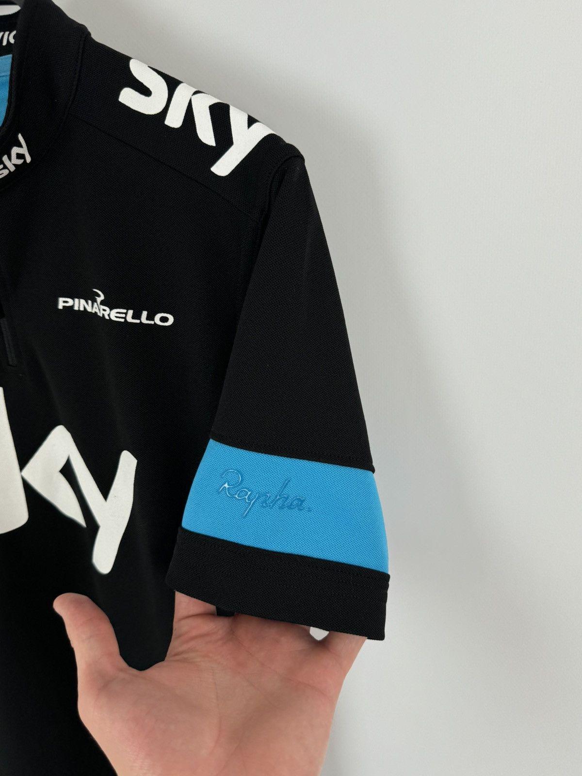Rapha Rapha x Bradley Wiggins Sky Cycling Supporter’s S/S Jersey Size US S / EU 44-46 / 1 - 6 Thumbnail