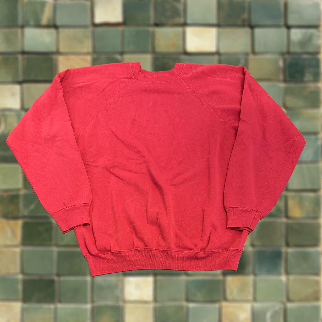 Hanes VINTAGE Hanes Sweatshirt Crewneck Red XL 80s Games Men Pullover Size US XL / EU 56 / 4 - 1 Thumbnail