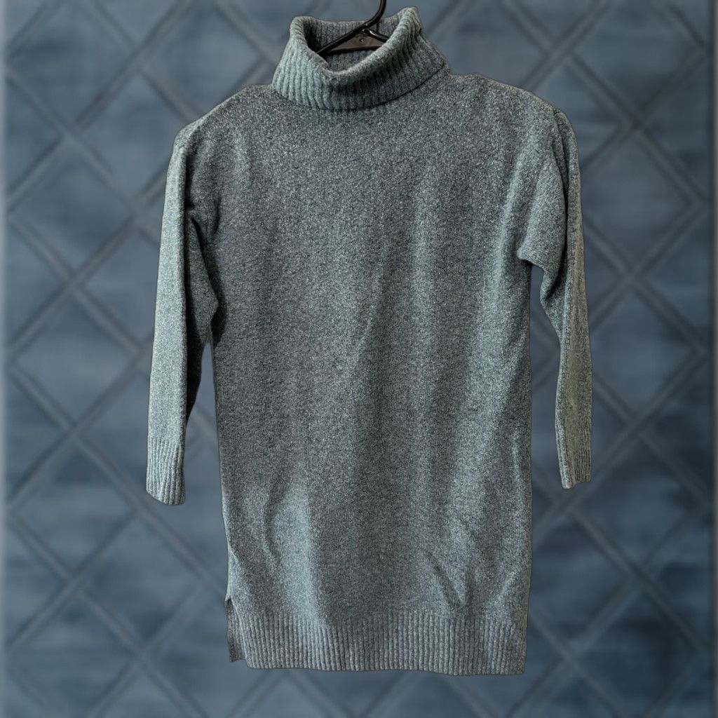 Zara VINTAGE Zara Women Sweater 3/4 Sleeve Turtleneck Adult 10 Blue Womens Size L / US 10 / IT 46 - 1 Thumbnail