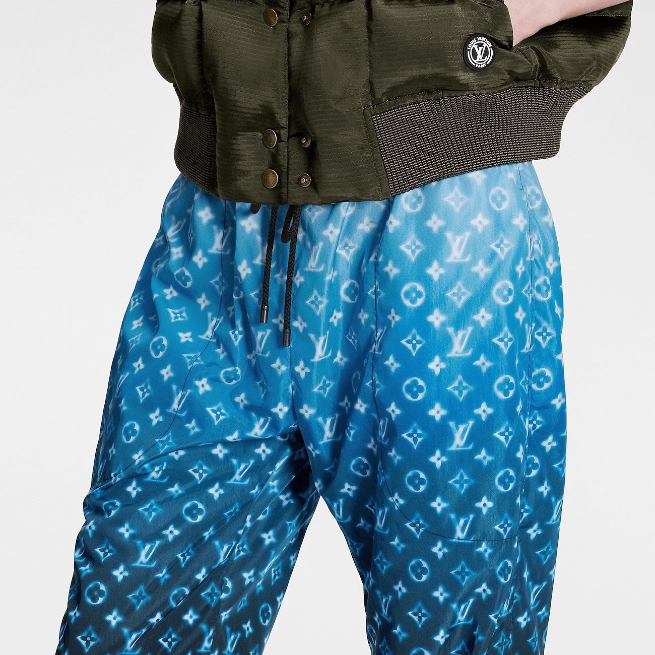 Louis Vuitton Monogram Printed Jogger Pants Size 28" / US 6 / IT 42 - 3 Thumbnail
