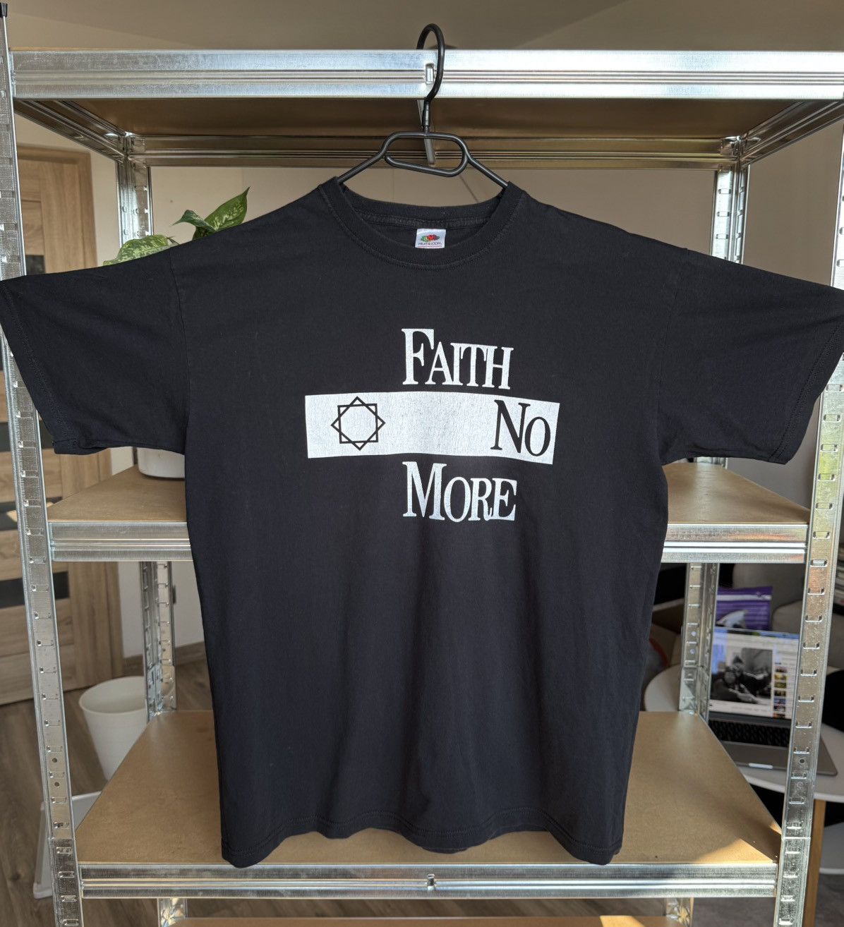 Vintage Vintage Faith No More We Care a Lot Tees 90s 00s Metal Rock Size US L / EU 52-54 / 3 - 10 Thumbnail