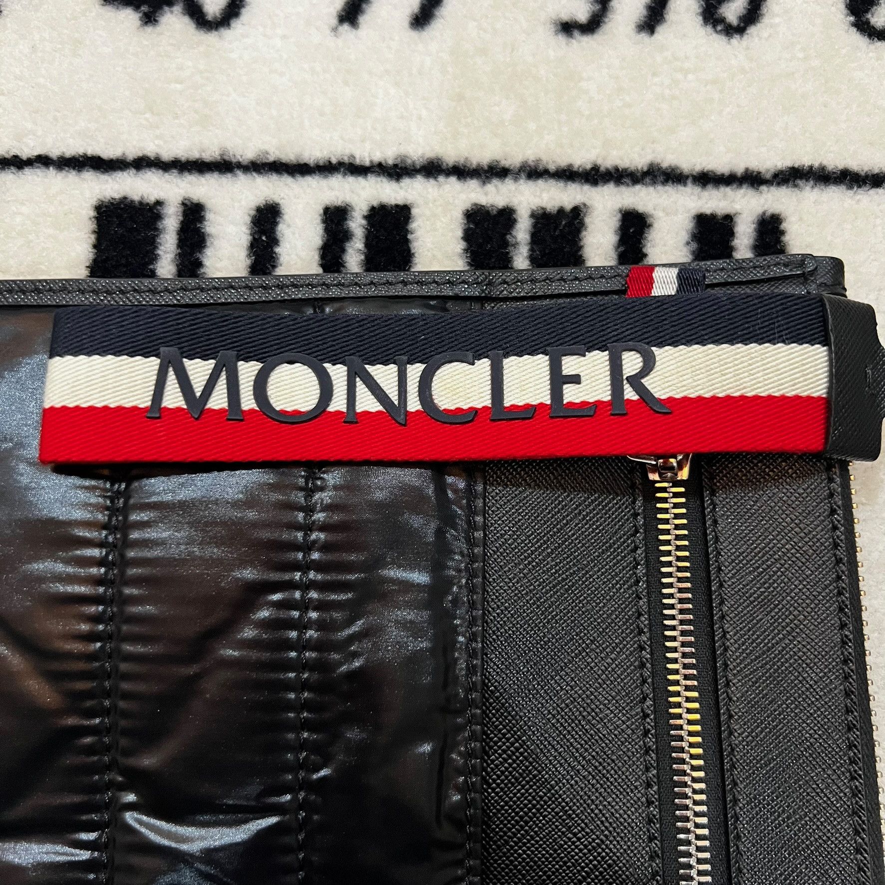 Moncler Moncler Padded Puffer Leather Pouch w/ Tricolor Wrist Strap Size ONE SIZE - 10 Thumbnail