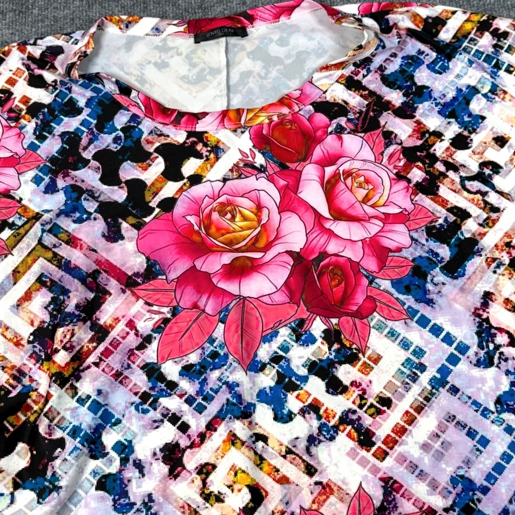 Vintage Loveu Dear T-Shirt Womens 2XL Short Sleeve Floral Print Dolman Sleeve Crew Neck Pink Geometric Pattern Top Size XXL / US 16-18 / IT 52-54 - 2 Thumbnail