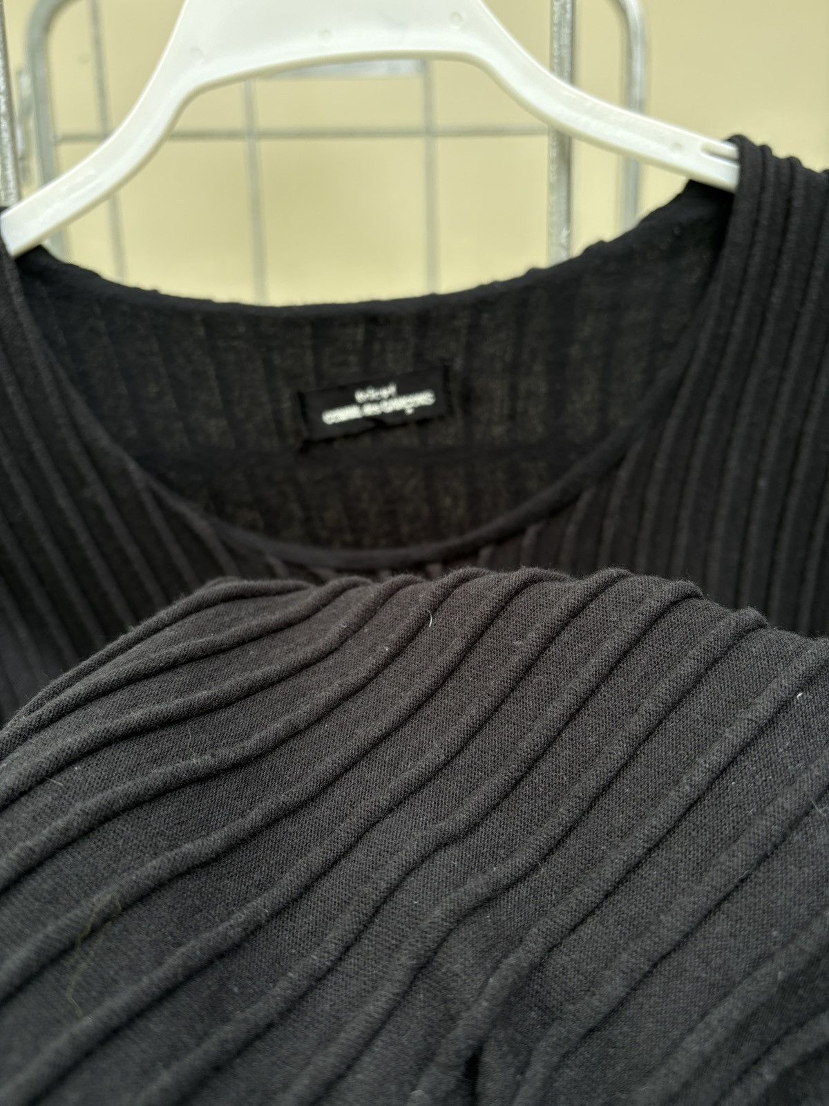 Comme des Garcons Comme des Garcons pleated black T-shirt Size US M / EU 48-50 / 2 - 14 Thumbnail
