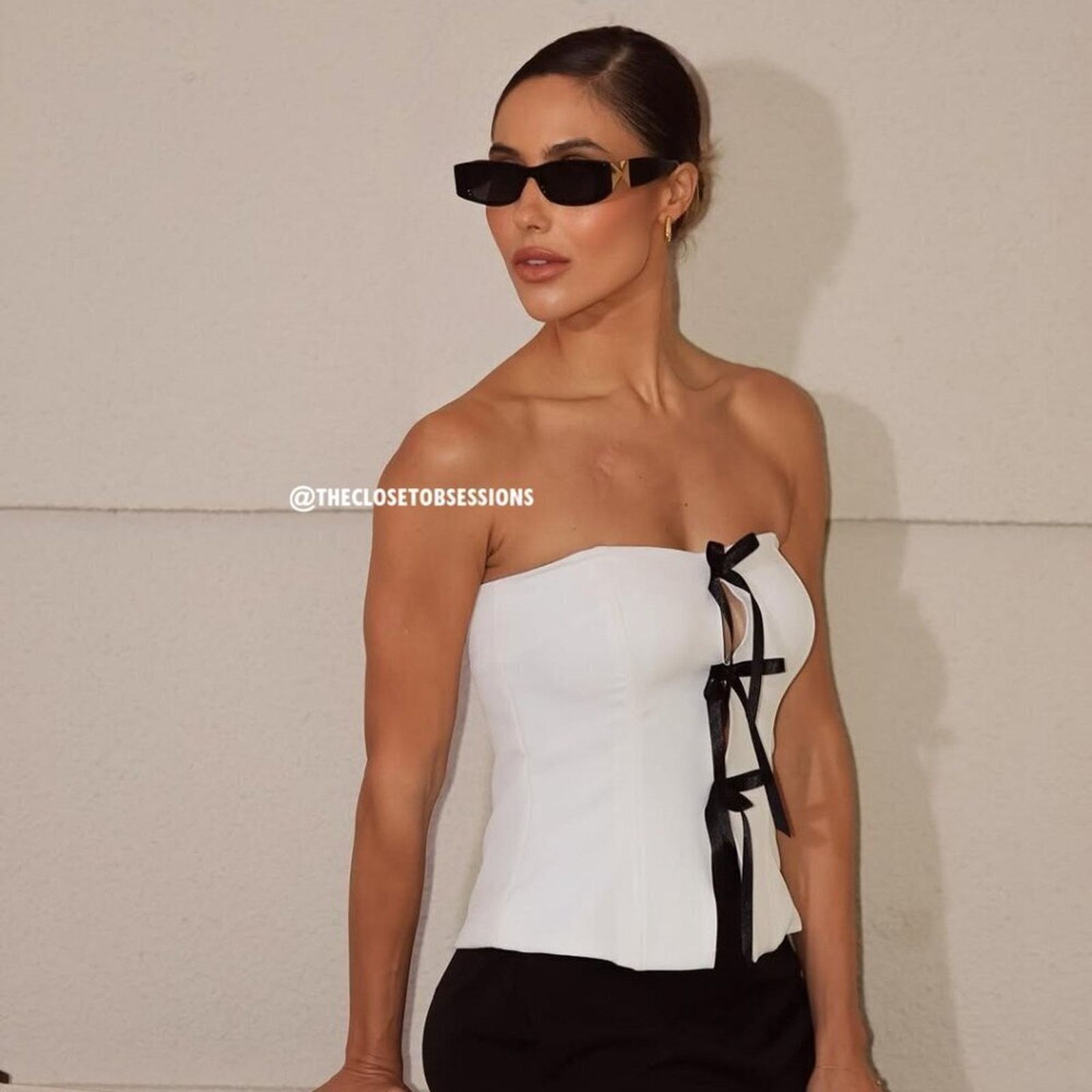 Zara ZARA BLOGGER FAVE!!! Corset-Style Top with Contrast Ties Size L / US 10 / IT 46 - 1 Thumbnail