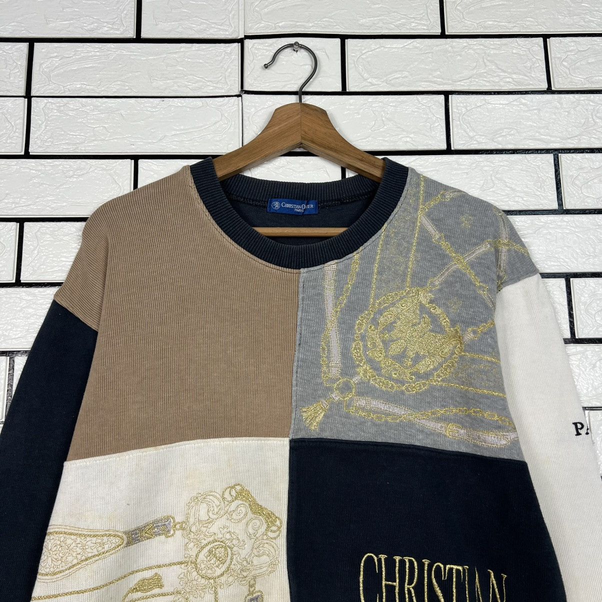Vintage 90 CHRISTIAN OLIVIER Big Logo Crewneck Sweatshirt #4024-C183 Size US S / EU 44-46 / 1 - 2 Thumbnail