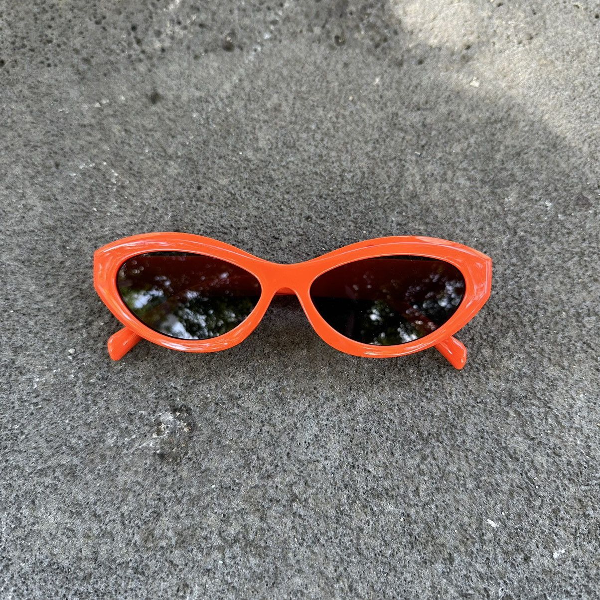 Other Y2K Unisex Sunglasses Retro Fashion Shades KD5537-01 Size ONE SIZE - 1 Thumbnail