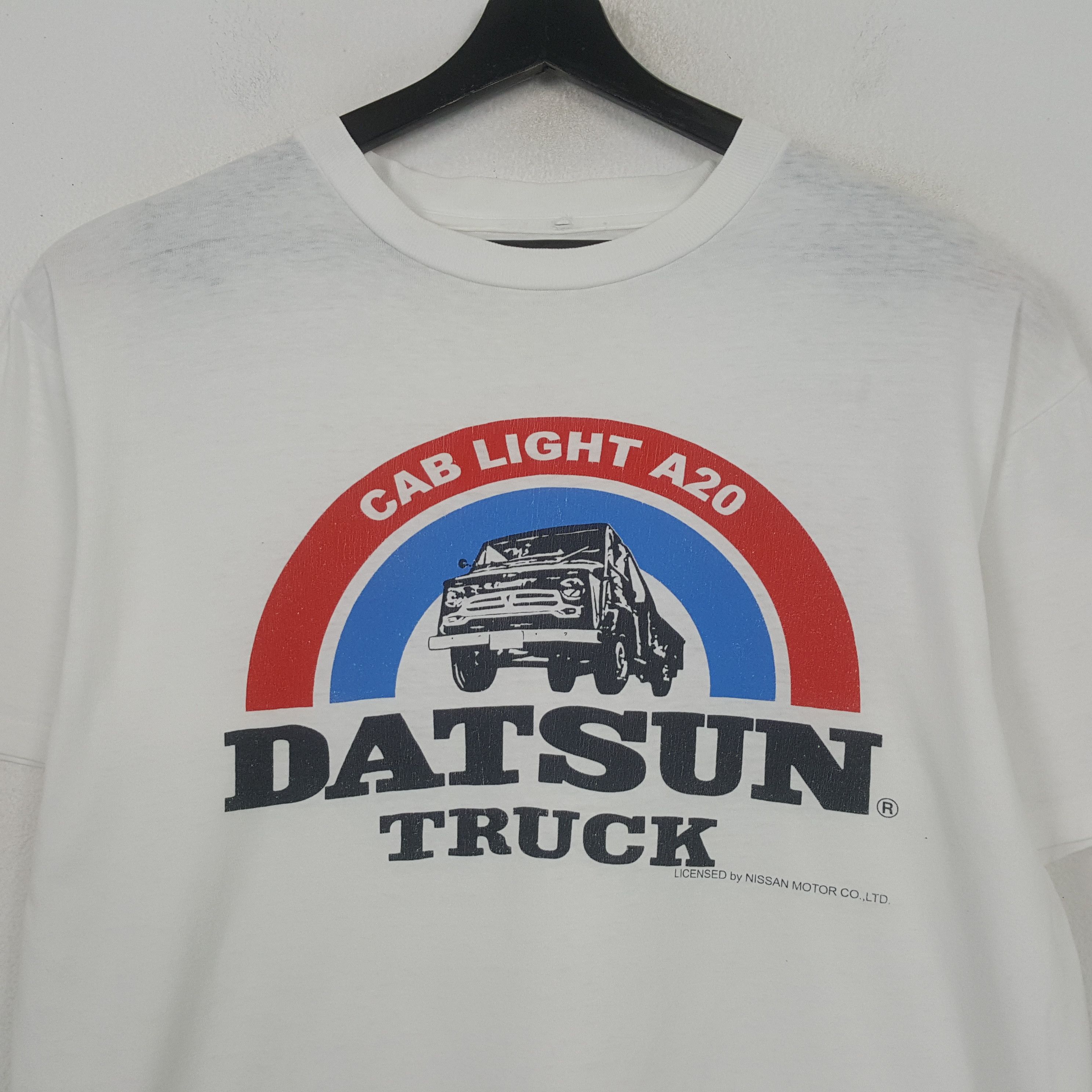 Vintage Datsun Truck Cab Light A20 Tshirt RR1 Size US L / EU 52-54 / 3 - 2 Thumbnail