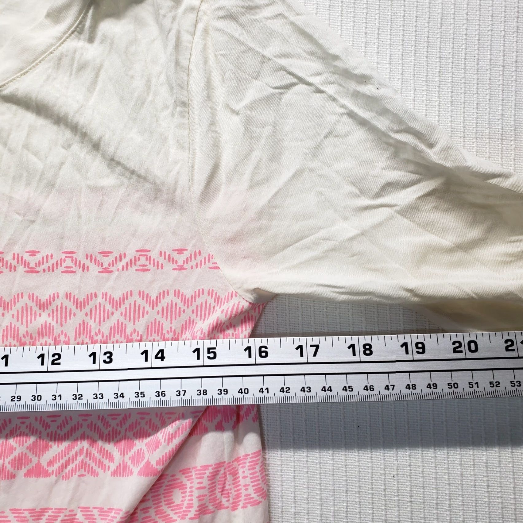 J.Crew **J.Crew Pink White Striped Half Sleeve T-Shirt Women's Size XS** User: J.Crew Pink White Striped Half Sleeve T-Shirt Women's Size XS Size XS / US 0-2 / IT 36-38 - 5 Thumbnail