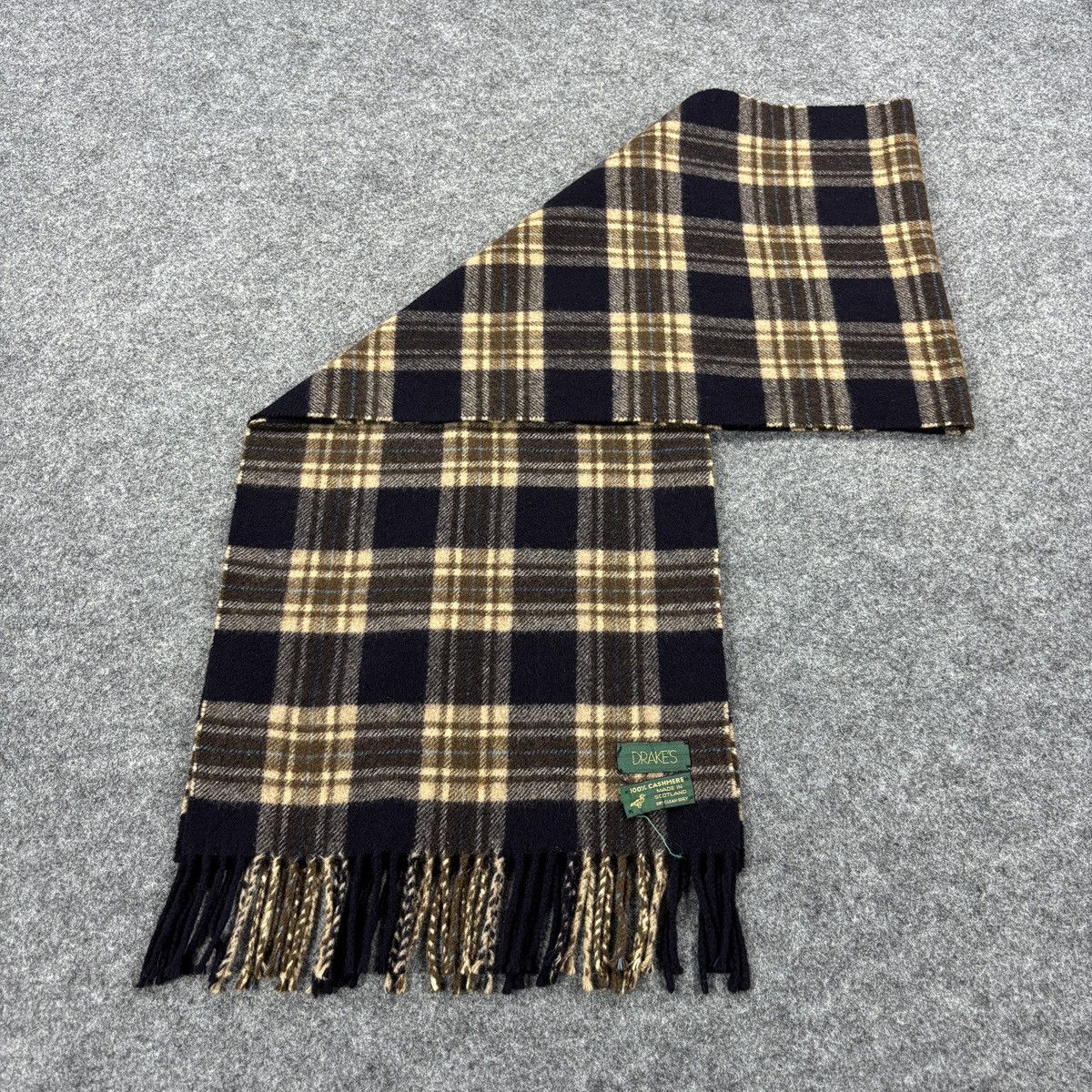 Drake's Drake's Scarf # D765 # Muffler # Neckwear Size ONE SIZE - 4 Thumbnail