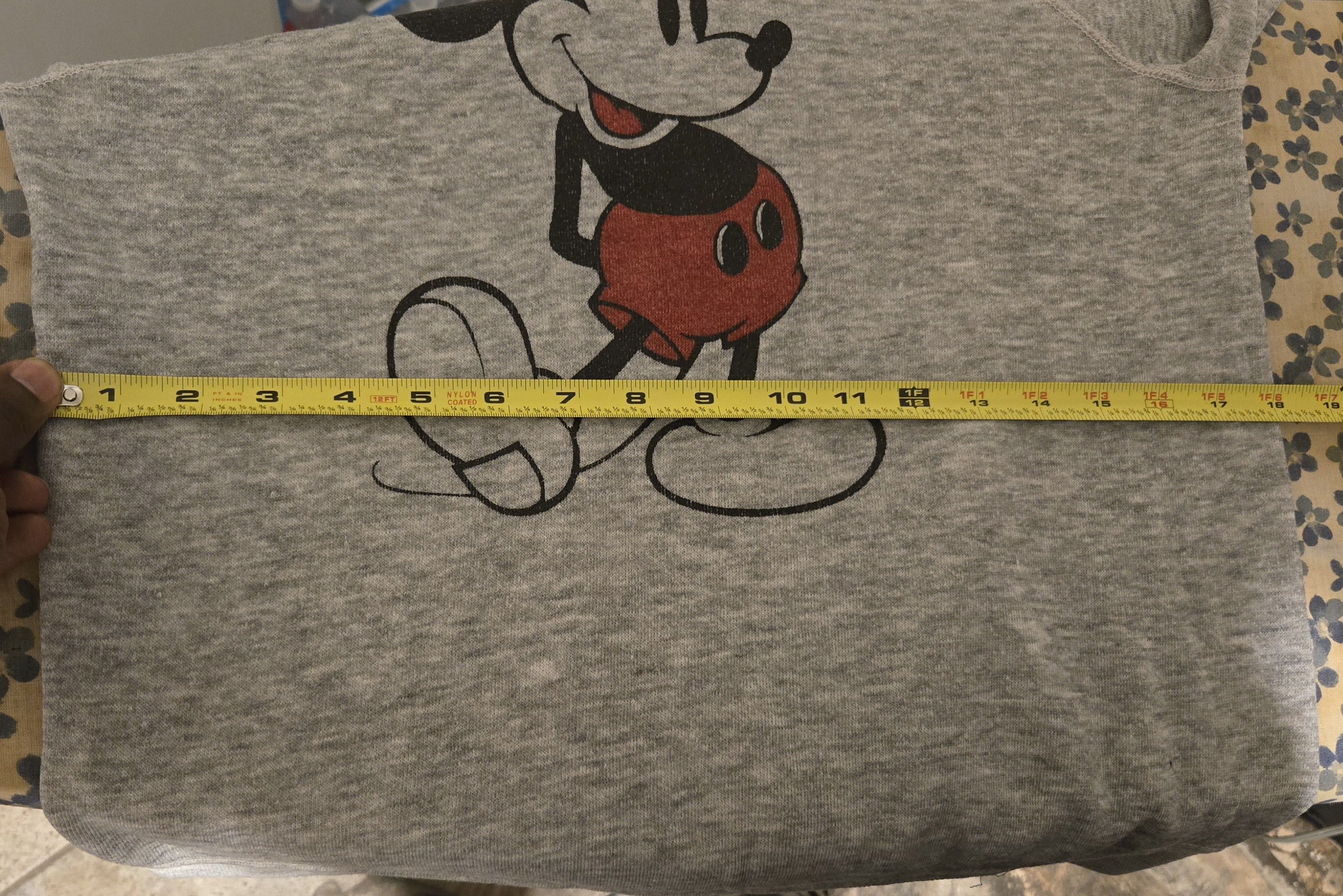 Disney Vintage Mickey Mouse Logo Sweatshirt Size US S / EU 44-46 / 1 - 6 Thumbnail