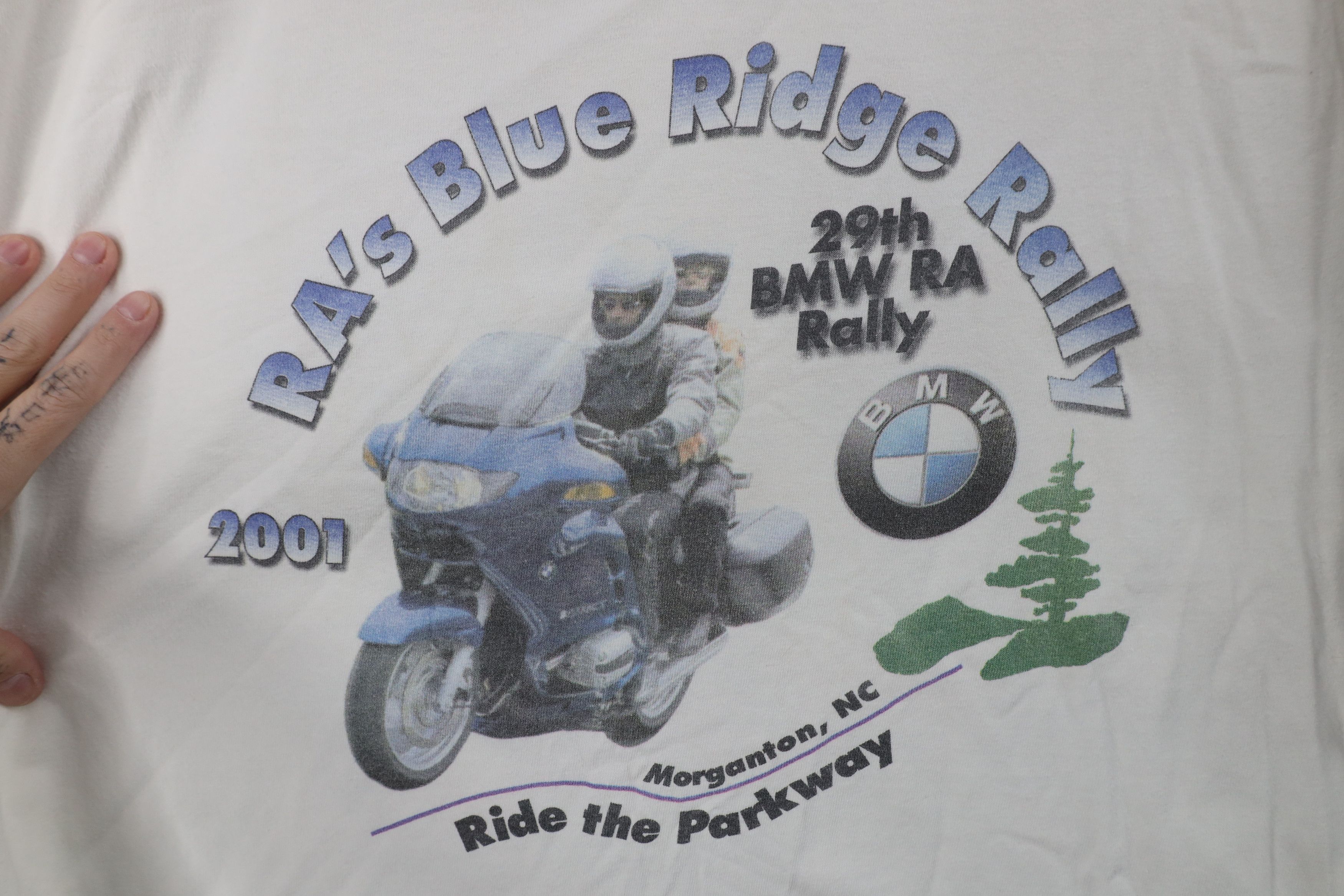 Vintage Vintage Y2K 2001 Spell BMW Motorcycle Rally T-Shirt White Size US XXL / EU 58 / 5 - 5 Thumbnail