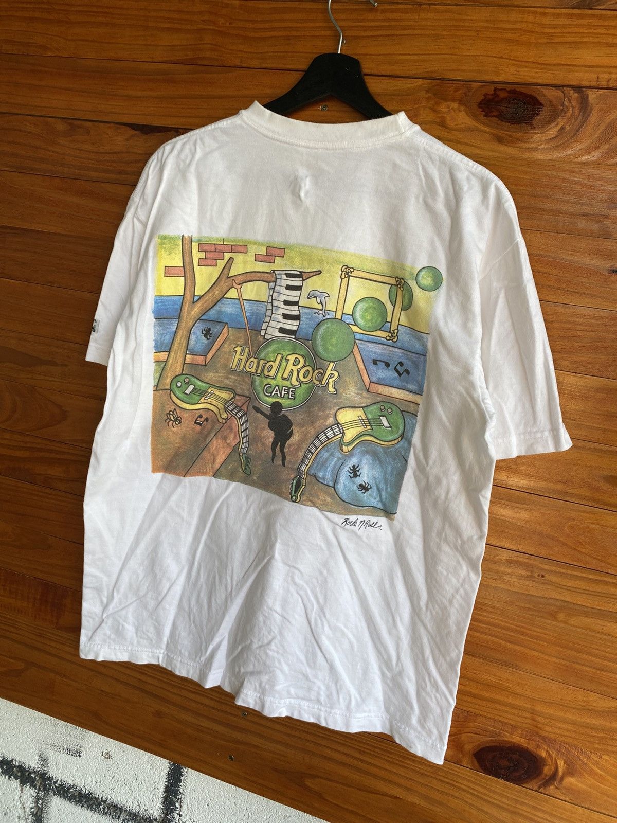 Hard Rock Cafe Vintage Hard Rock Cafe Madrid Heavy Tee White T-Shirt 1990s Size US M / EU 48-50 / 2 - 5 Thumbnail