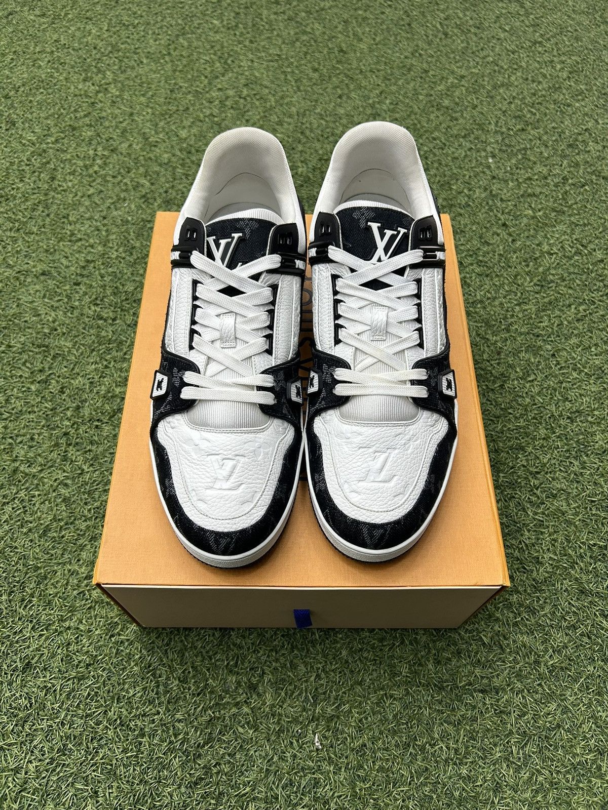 Louis Vuitton Louis Vuitton Trainers Size US 13 / EU 46 - 1 Thumbnail