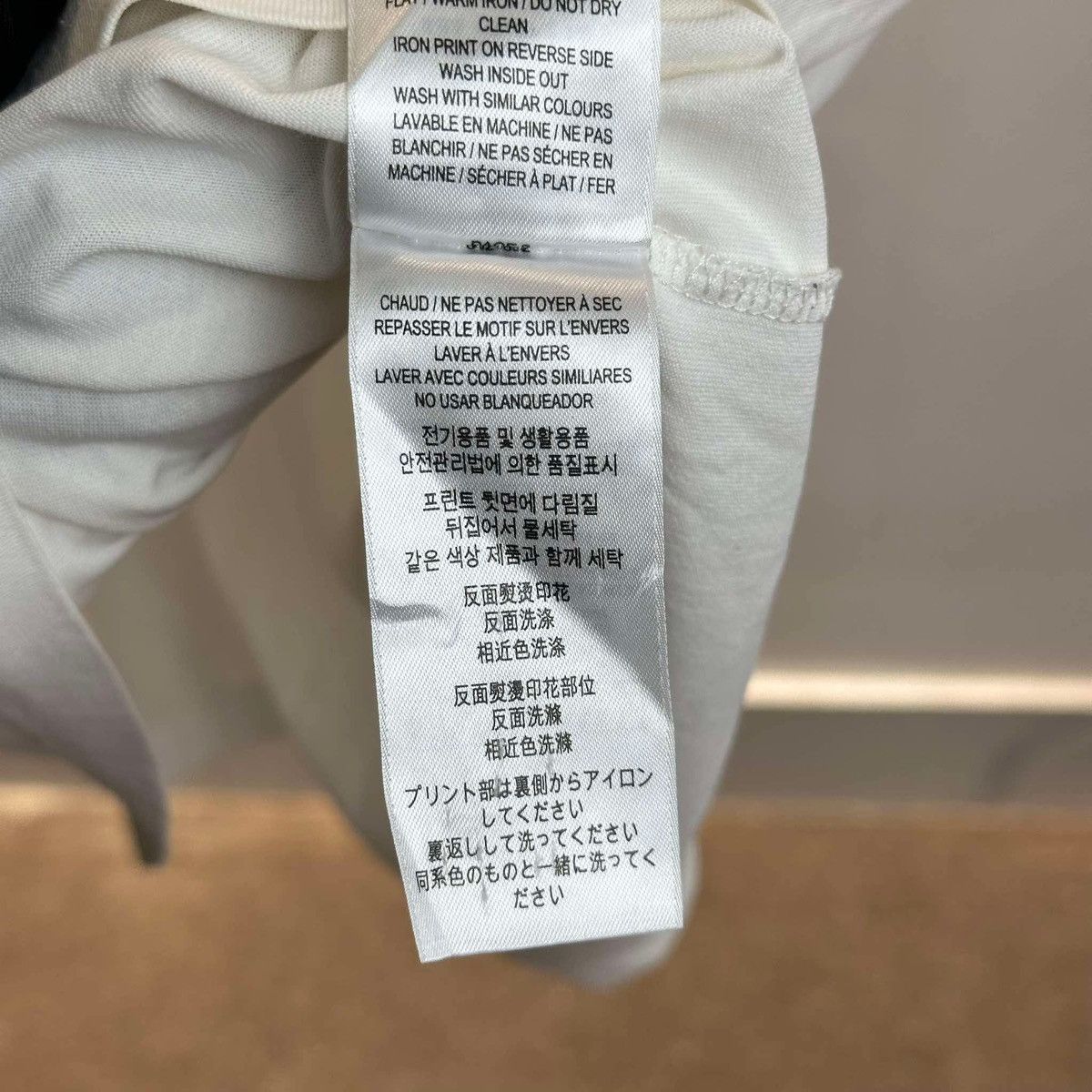 Burberry BURBERRY 3D BIG LOGO T SHIRT Size US M / EU 48-50 / 2 - 7 Thumbnail