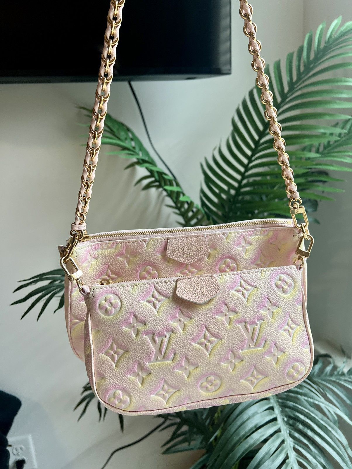 Louis Vuitton LOUIS VUITTON Multi Pochette Accessoires Monogram Empreinte Size ONE SIZE - 2 Thumbnail