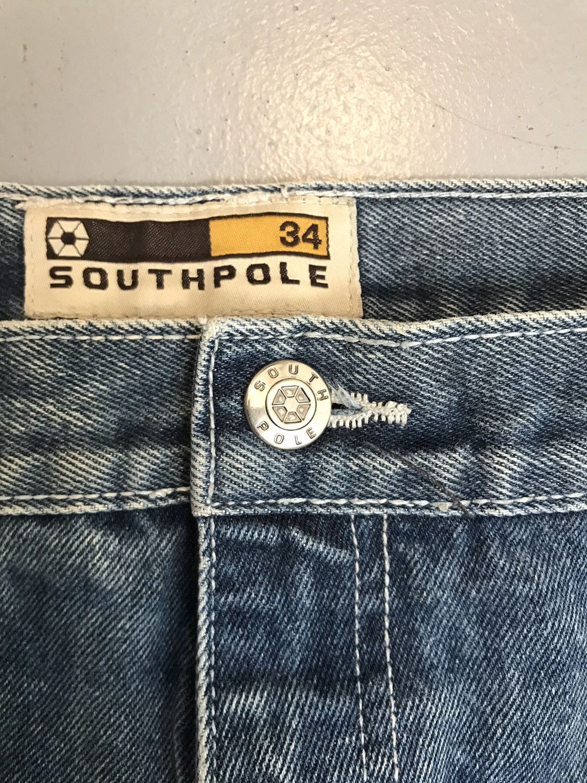 Southpole × Vintage Vintage Southpole embroidery denim short Size US 34 / EU 50 - 4 Thumbnail